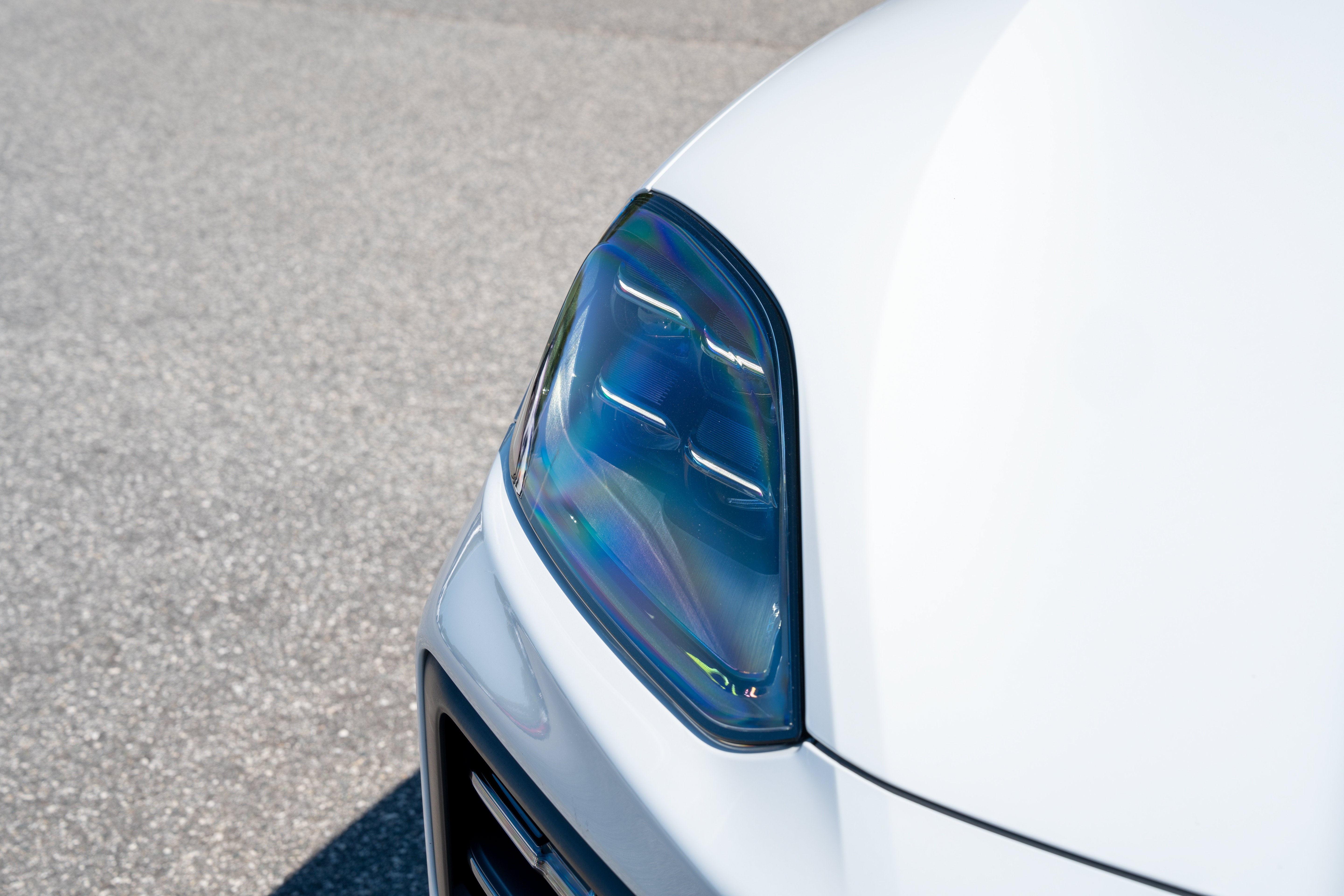 Used 2026 Carrara White Metallic Porsche E-Hybrid image 19