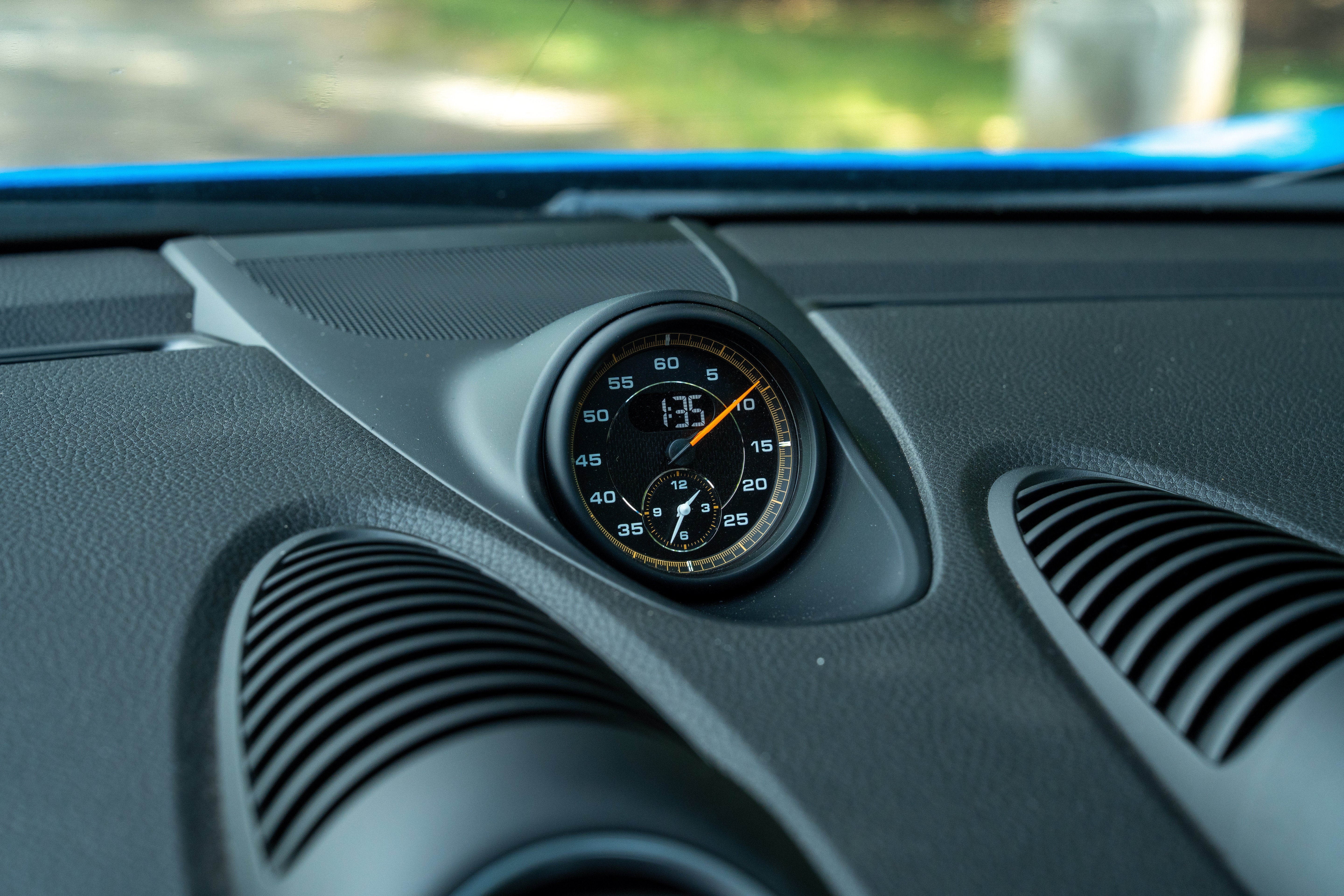 Used 2025 SHARK BLUE Porsche GT4 RS image 27