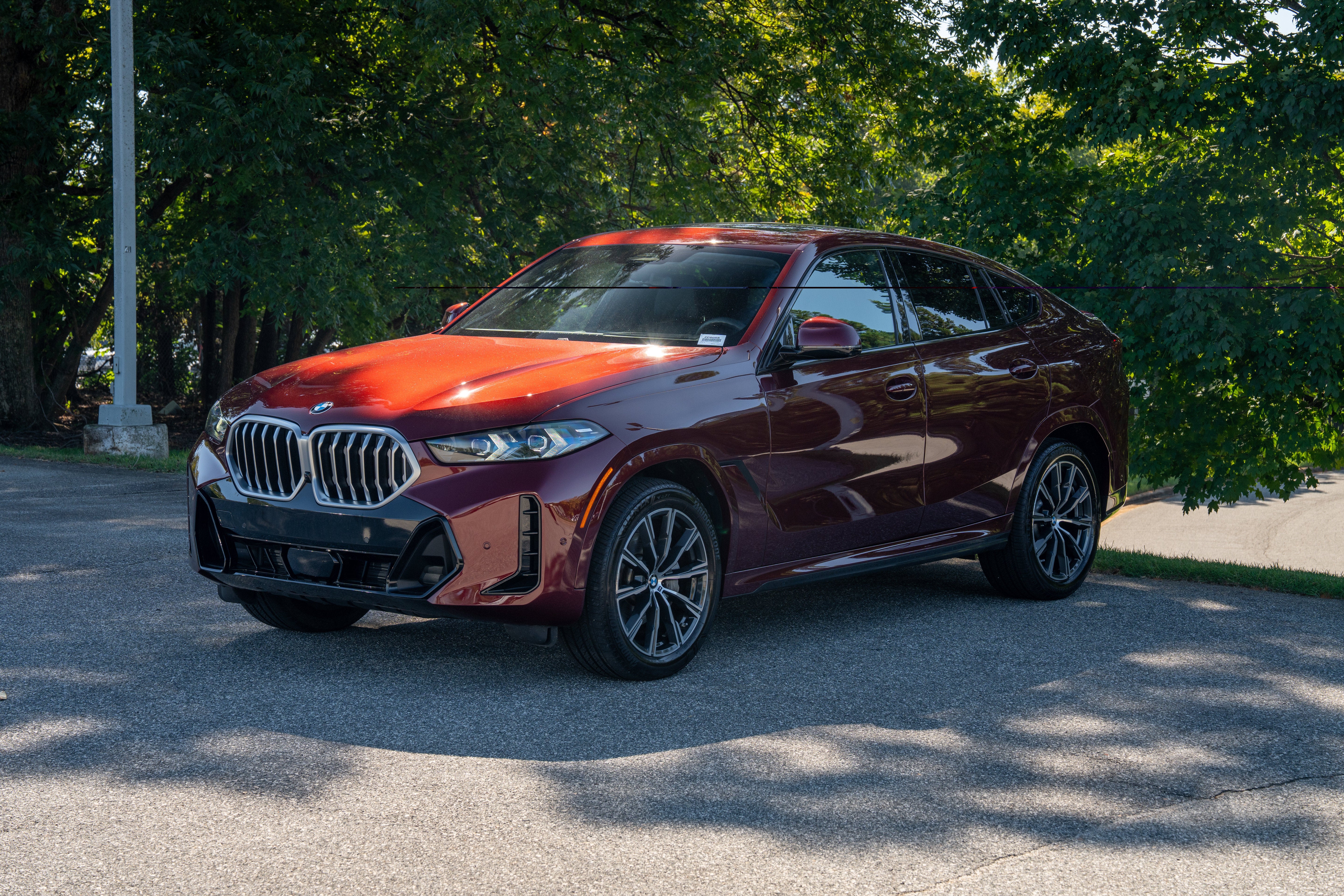 Used 2026 Aventurin Red Metallic BMW xDrive40i image 3