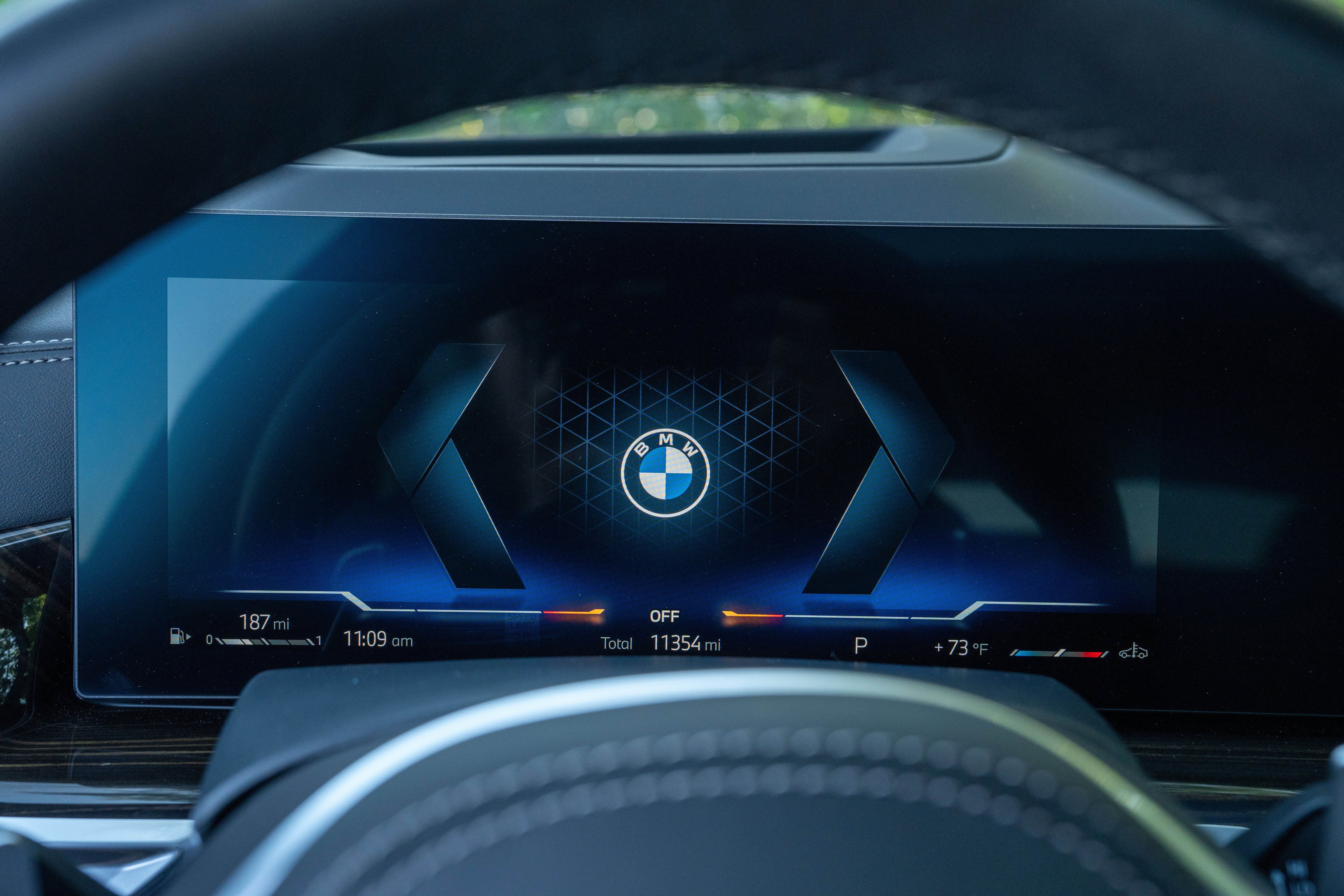 Used 2026 Aventurin Red Metallic BMW xDrive40i image 18