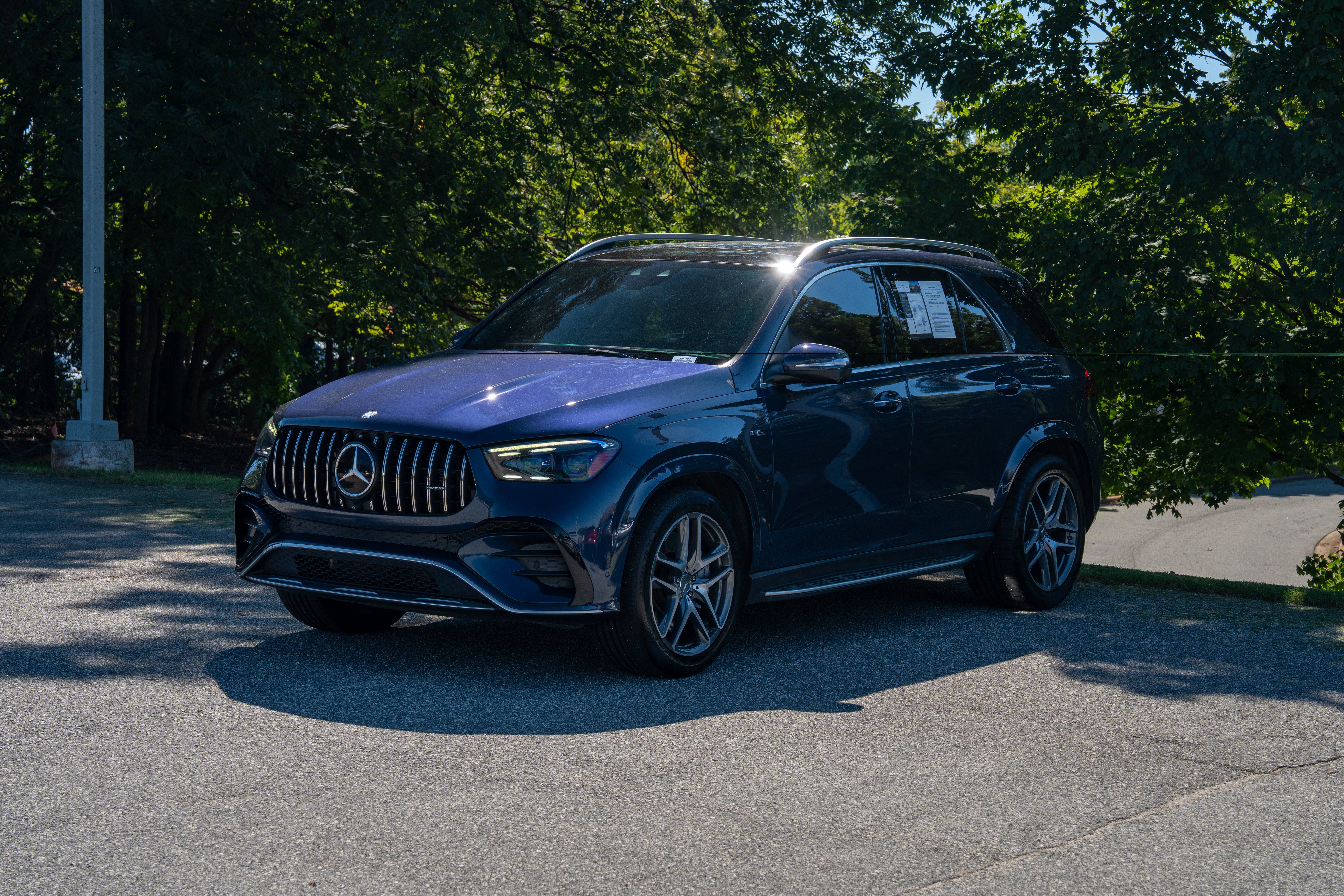 Used 2024 Twilight Blue Metallic Mercedes-Benz AMG® 53 4MATIC+ image 3