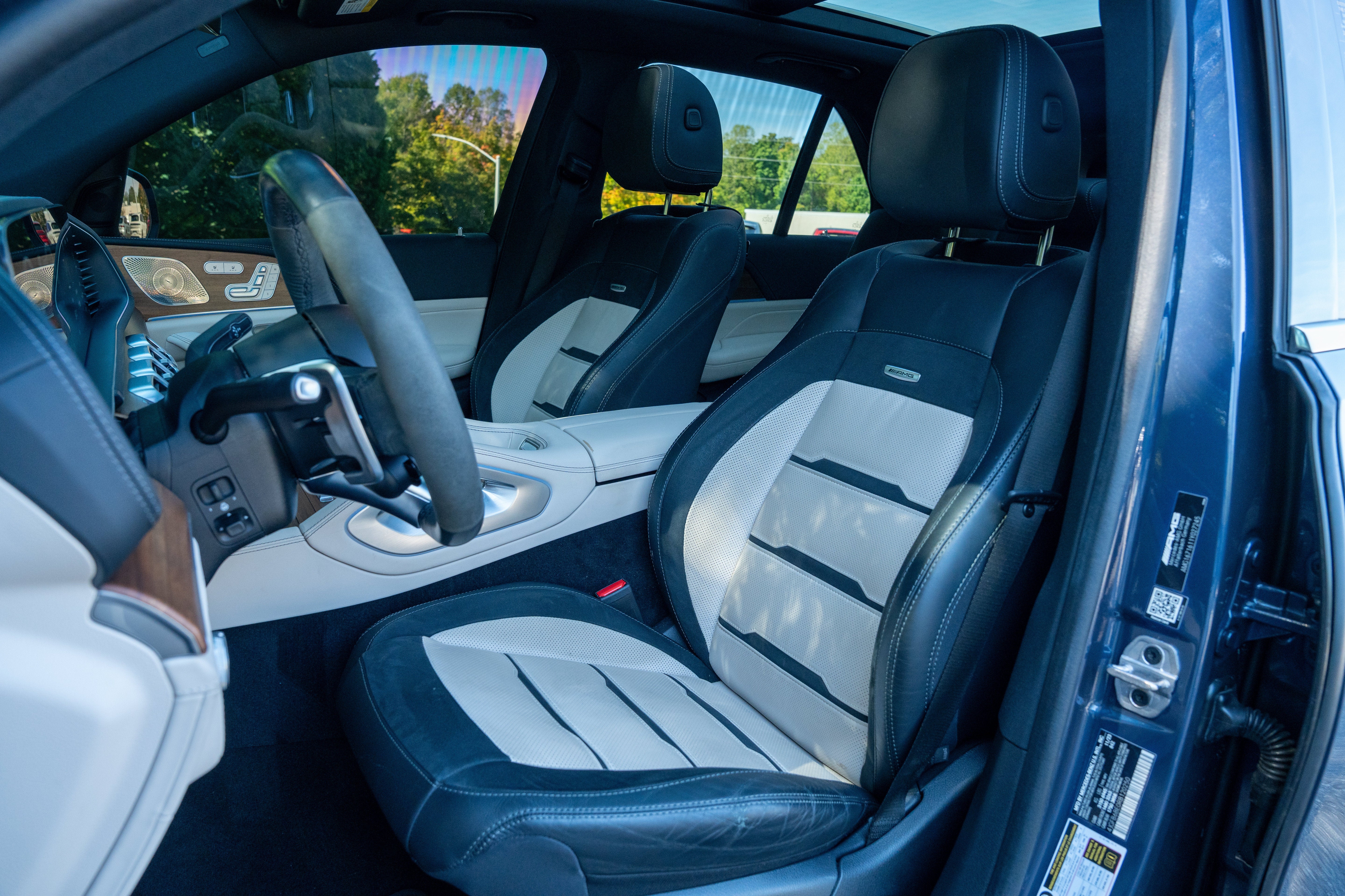 Used 2024 Twilight Blue Metallic Mercedes-Benz AMG® 53 4MATIC+ image 16