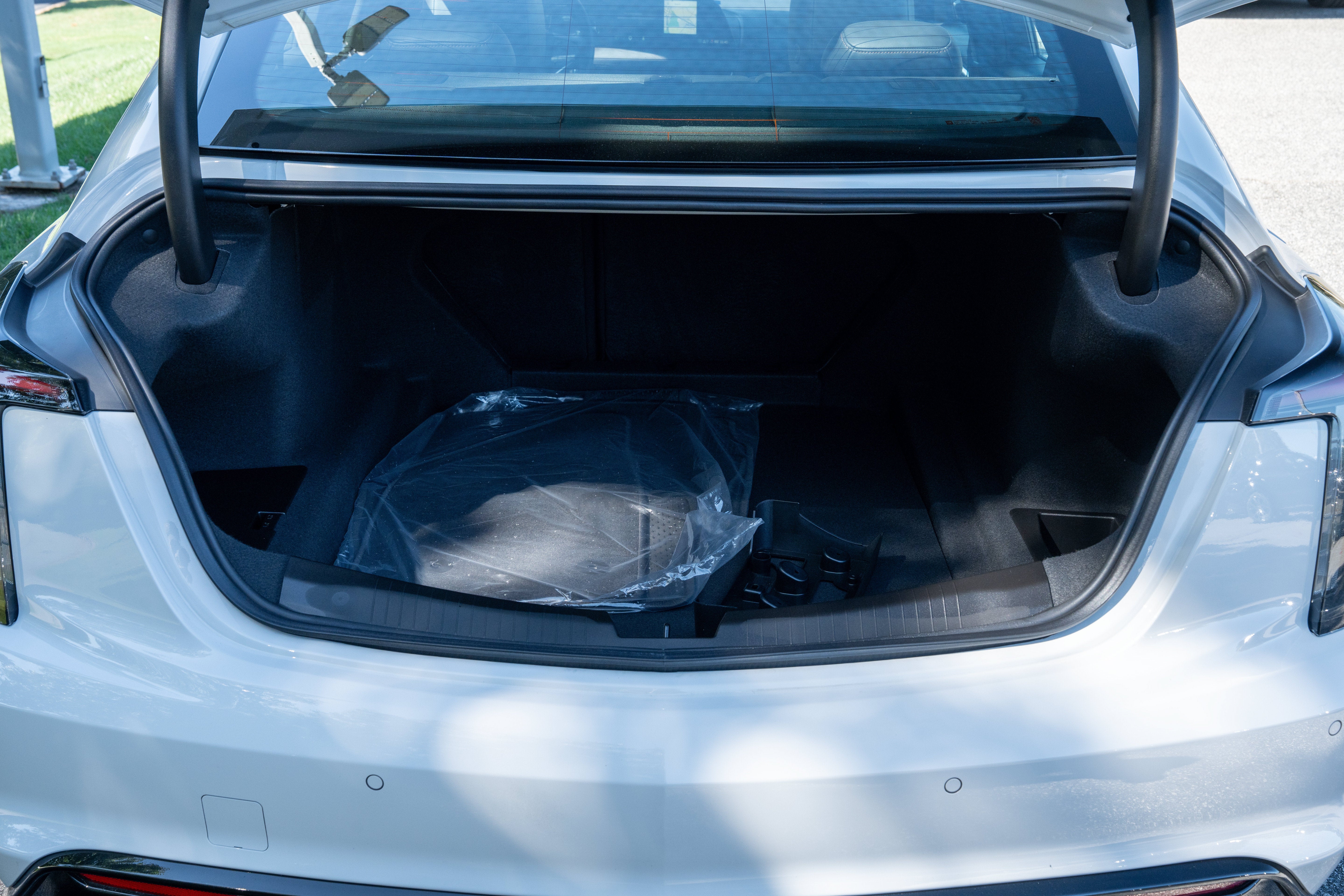 Used 2026 Summit White Cadillac Sport image 27