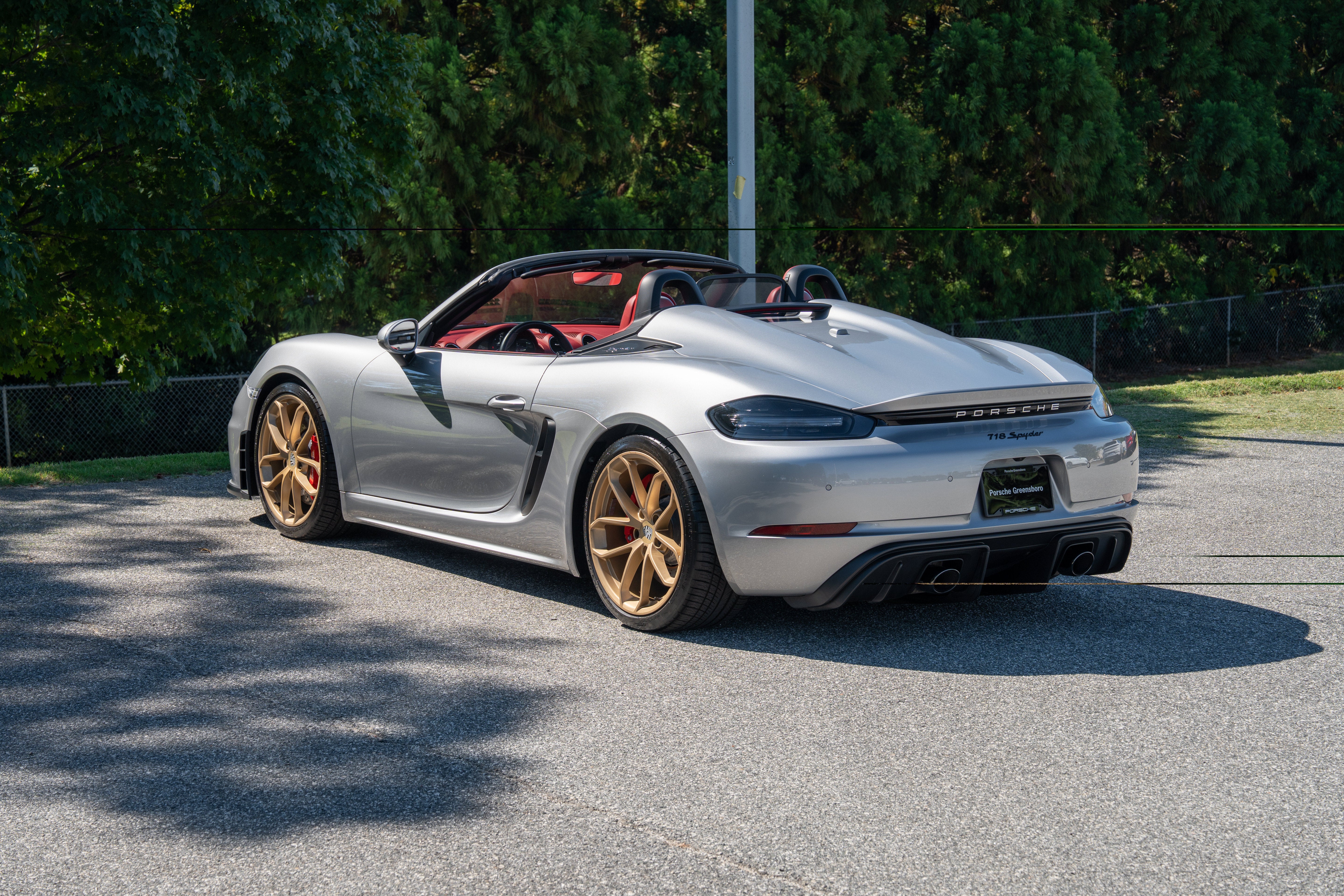 Used 2022 GT Silver Metallic Porsche  image 3