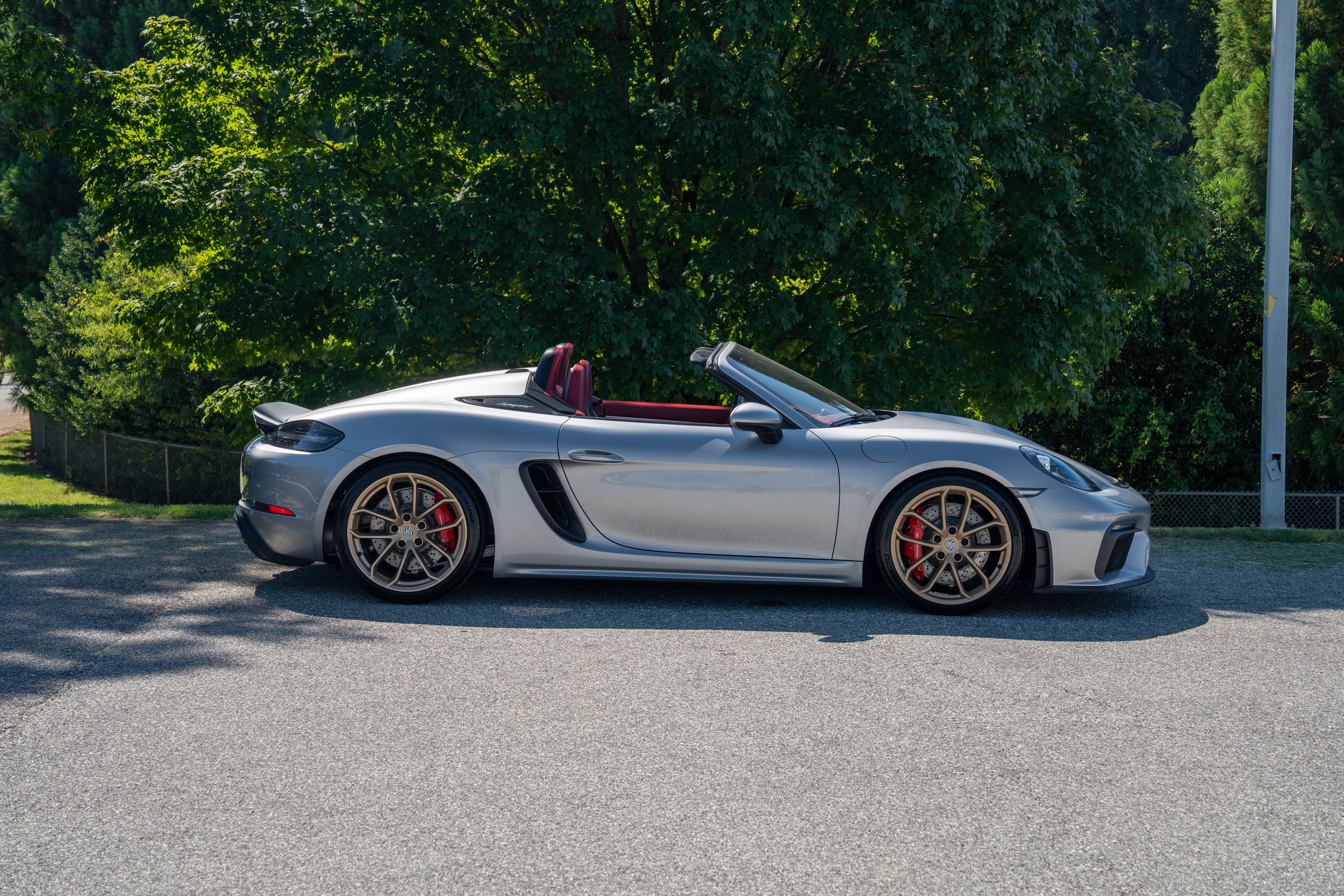 Used 2022 GT Silver Metallic Porsche  image 8