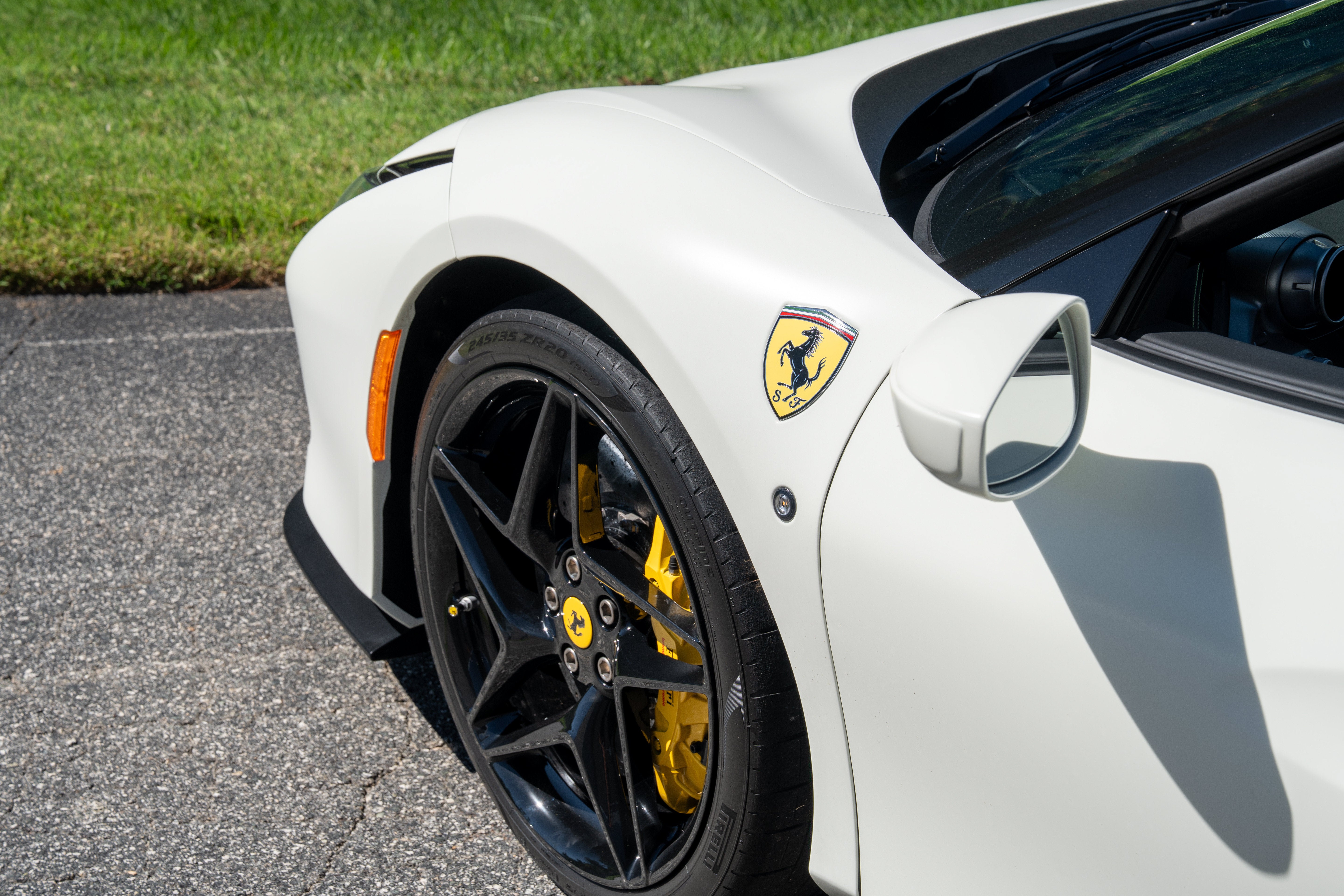Certified Used 2021 Bianco Avus Ferrari  image 10