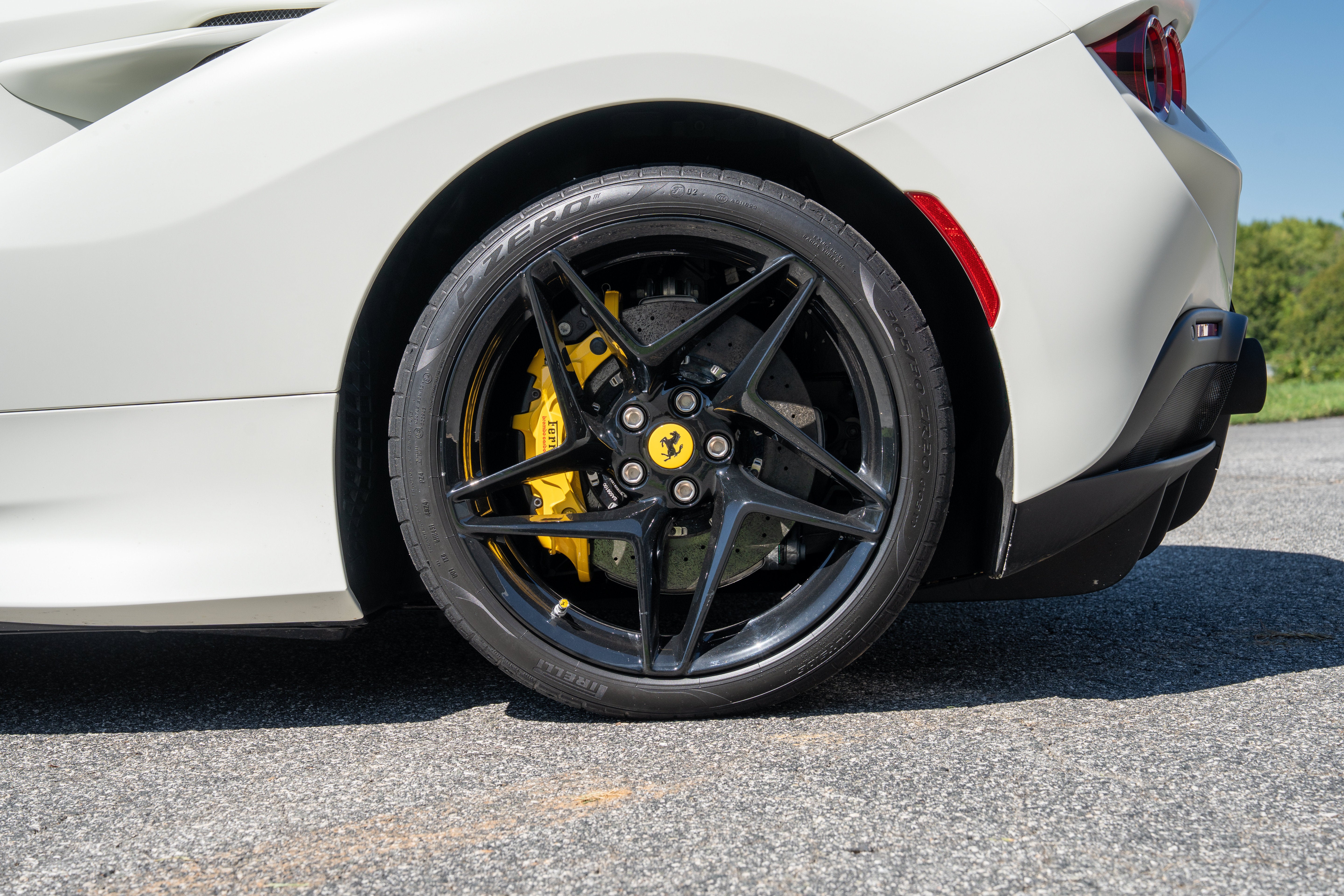 Certified Used 2021 Bianco Avus Ferrari  image 12