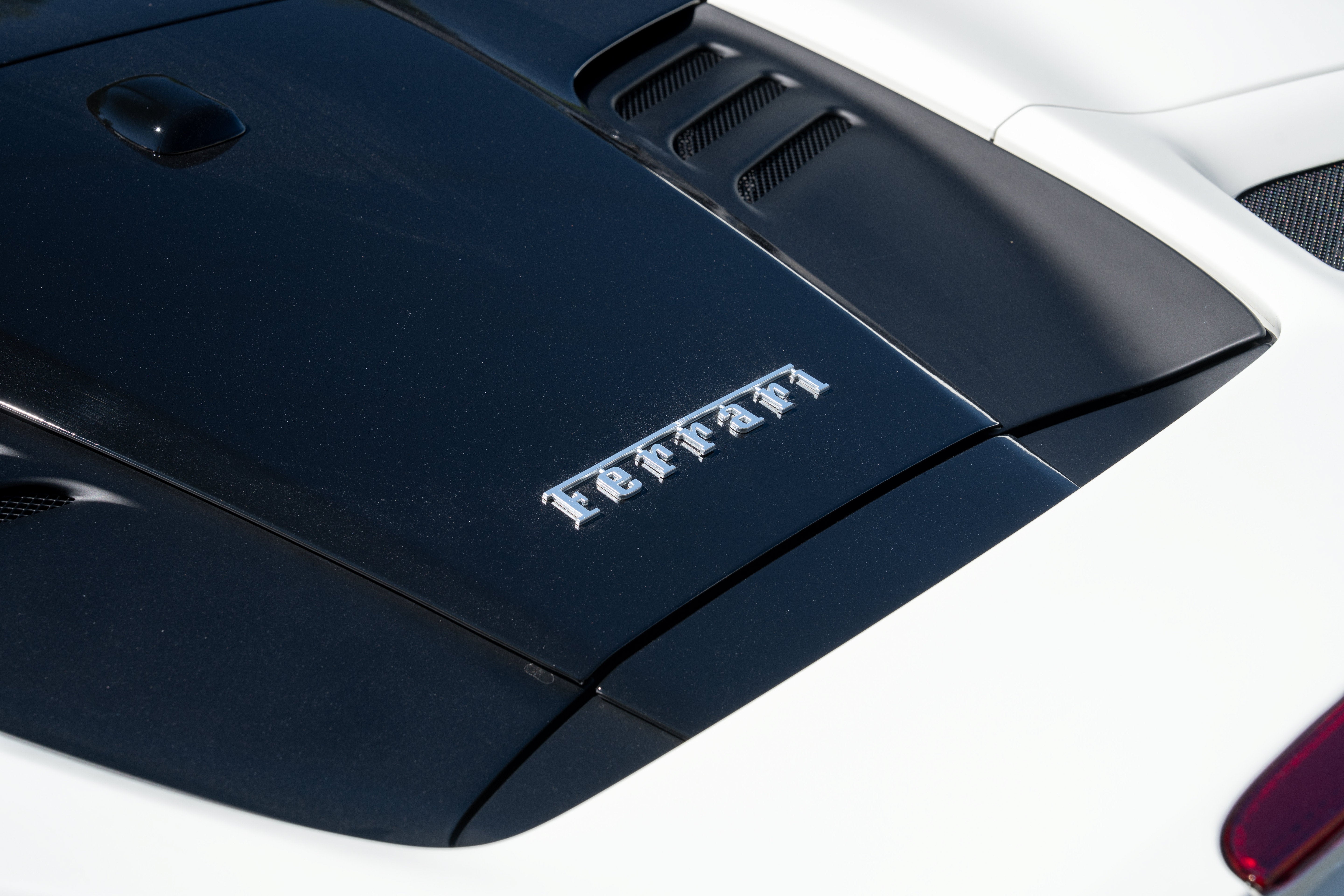 Certified Used 2021 Bianco Avus Ferrari  image 17