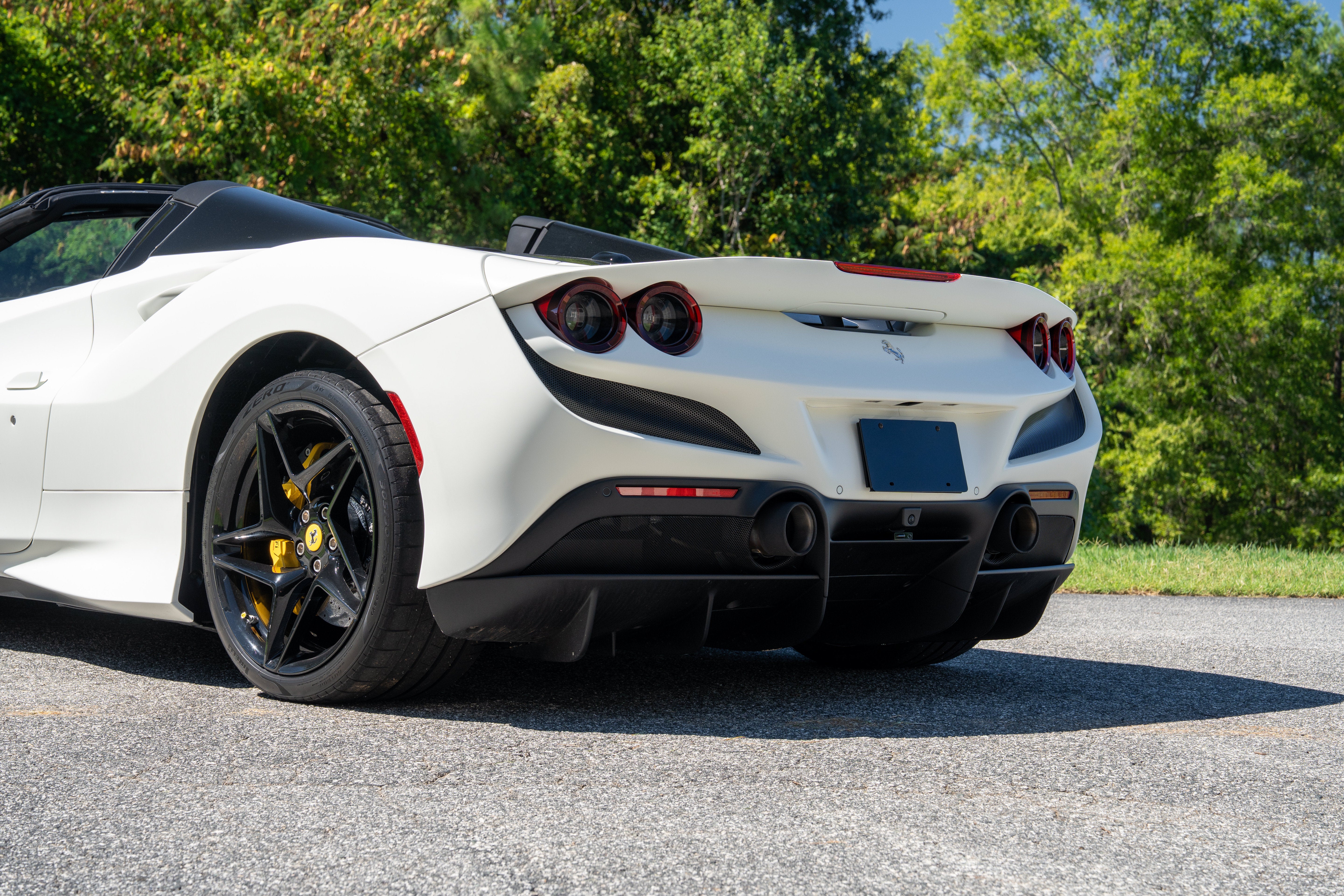 Certified Used 2021 Bianco Avus Ferrari  image 23