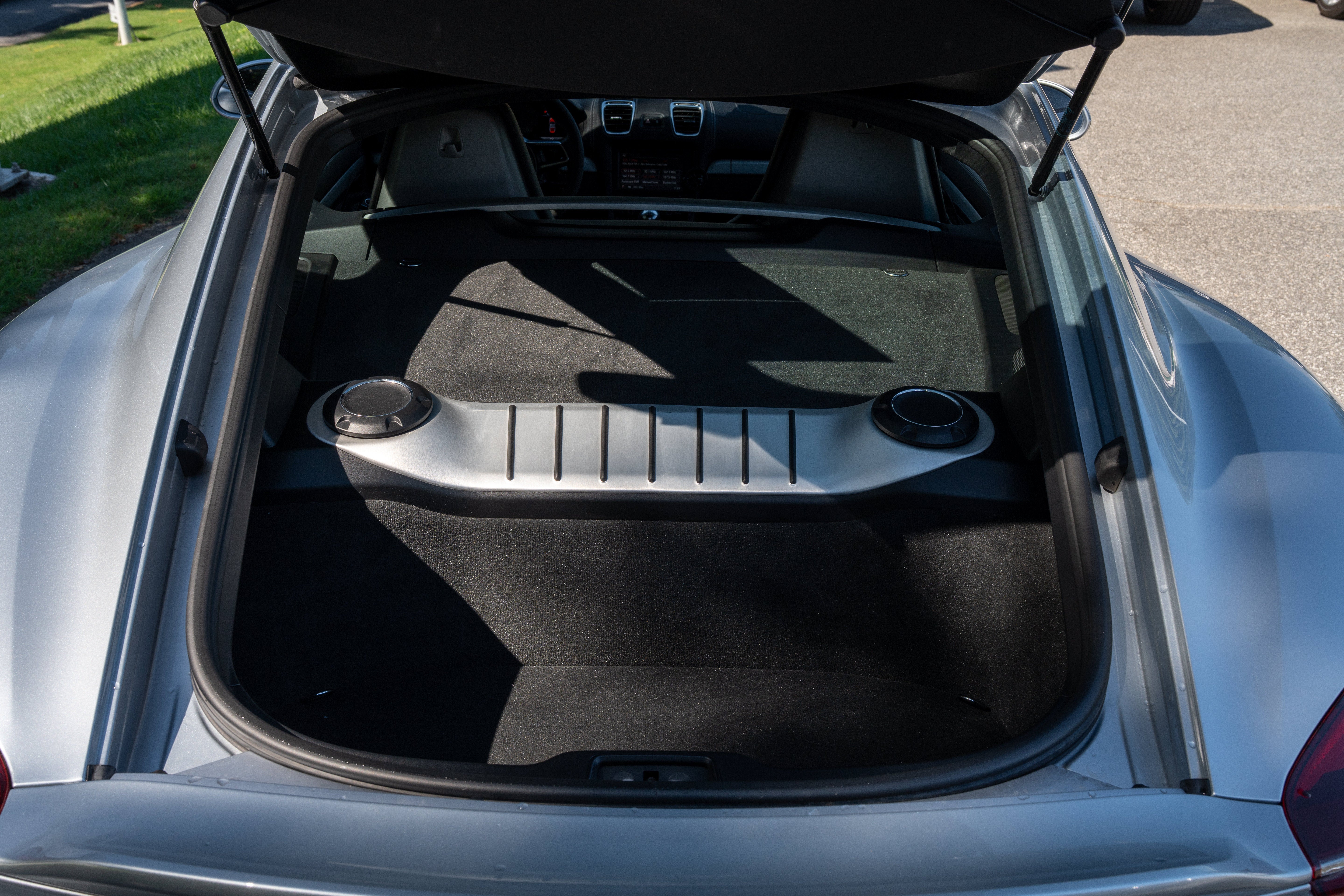 Used 2016 Silver Porsche GT4 image 17