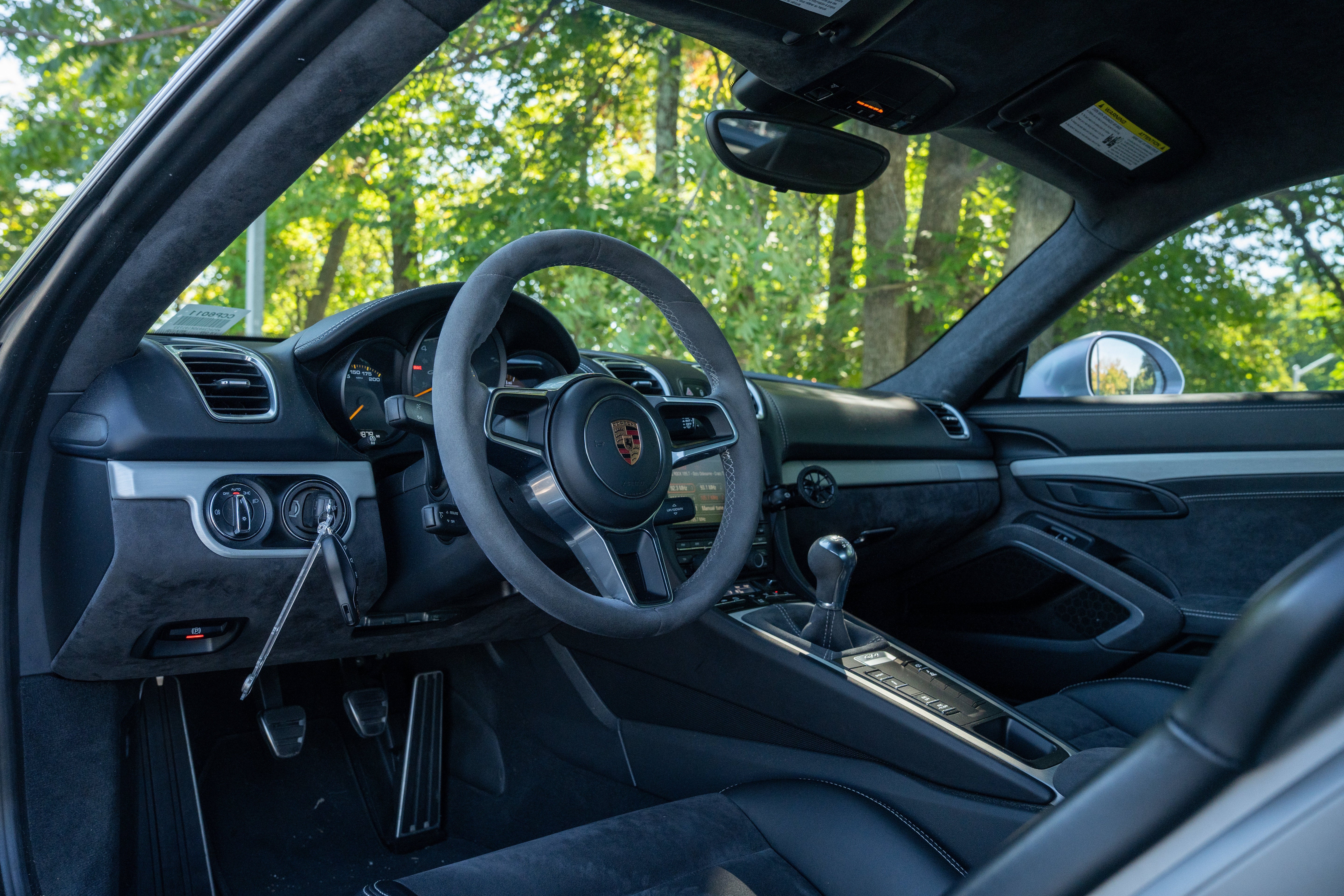 Used 2016 Silver Porsche GT4 image 4