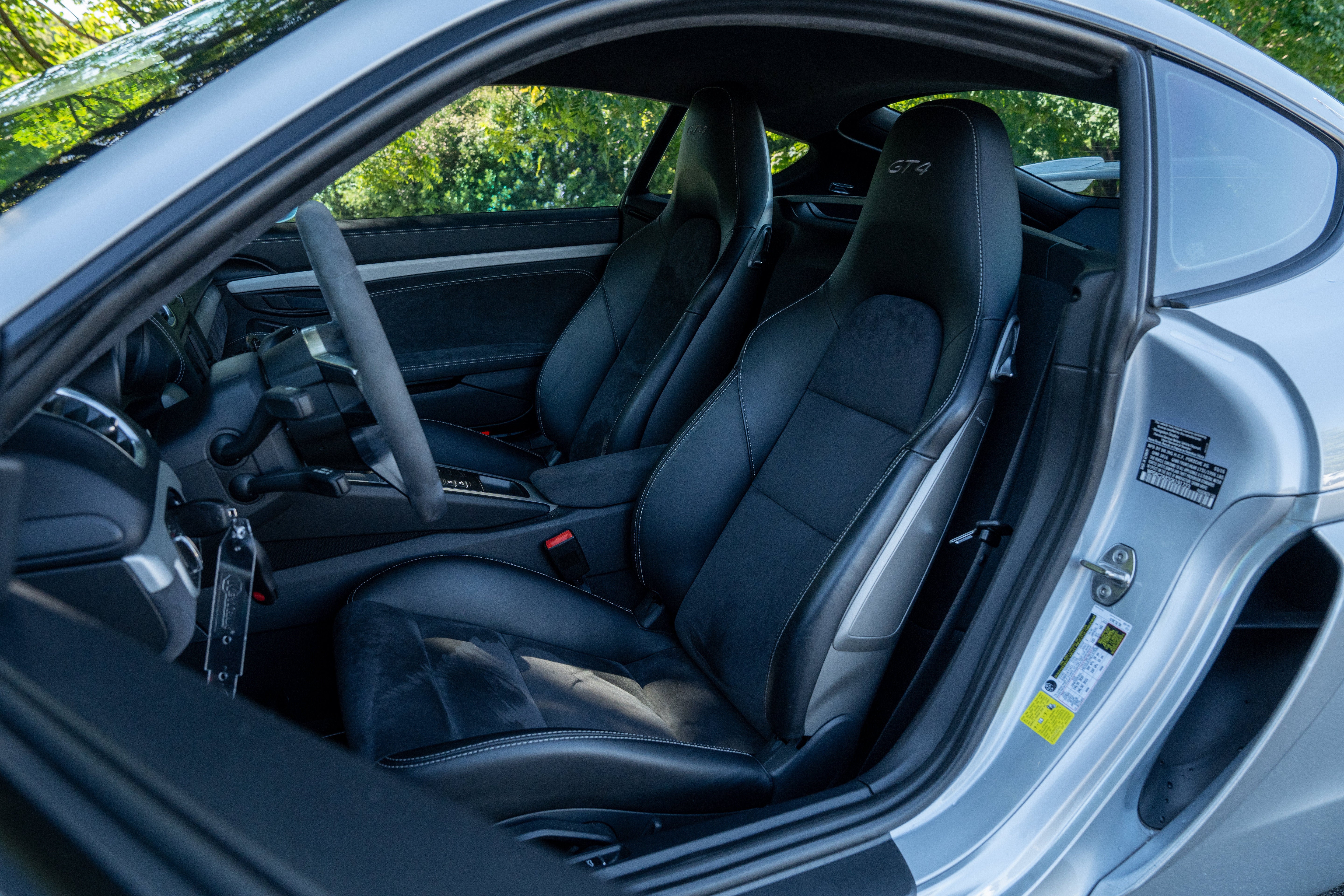 Used 2016 Silver Porsche GT4 image 5