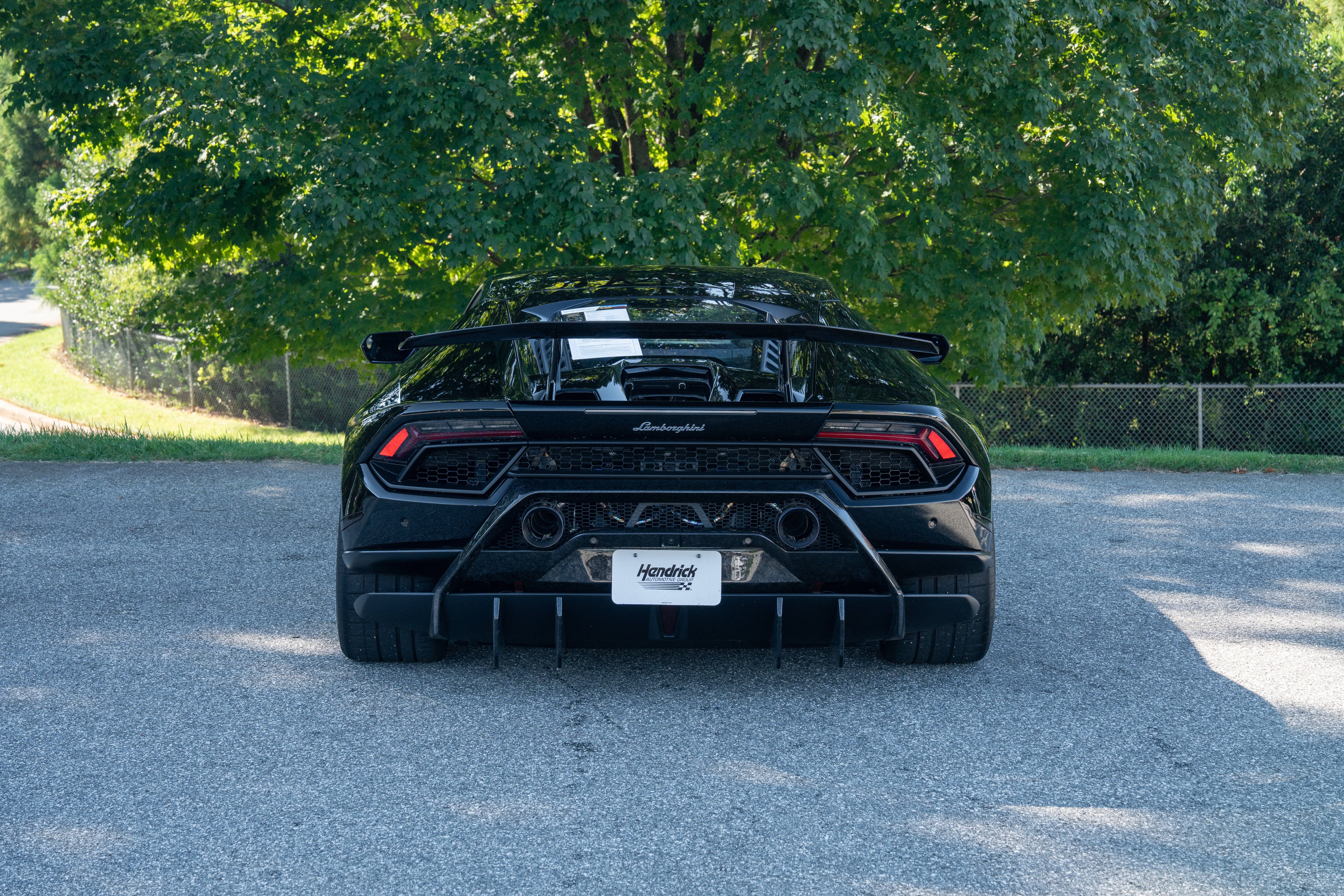 Used 2019 Nero Noctis Lamborghini Performante image 7