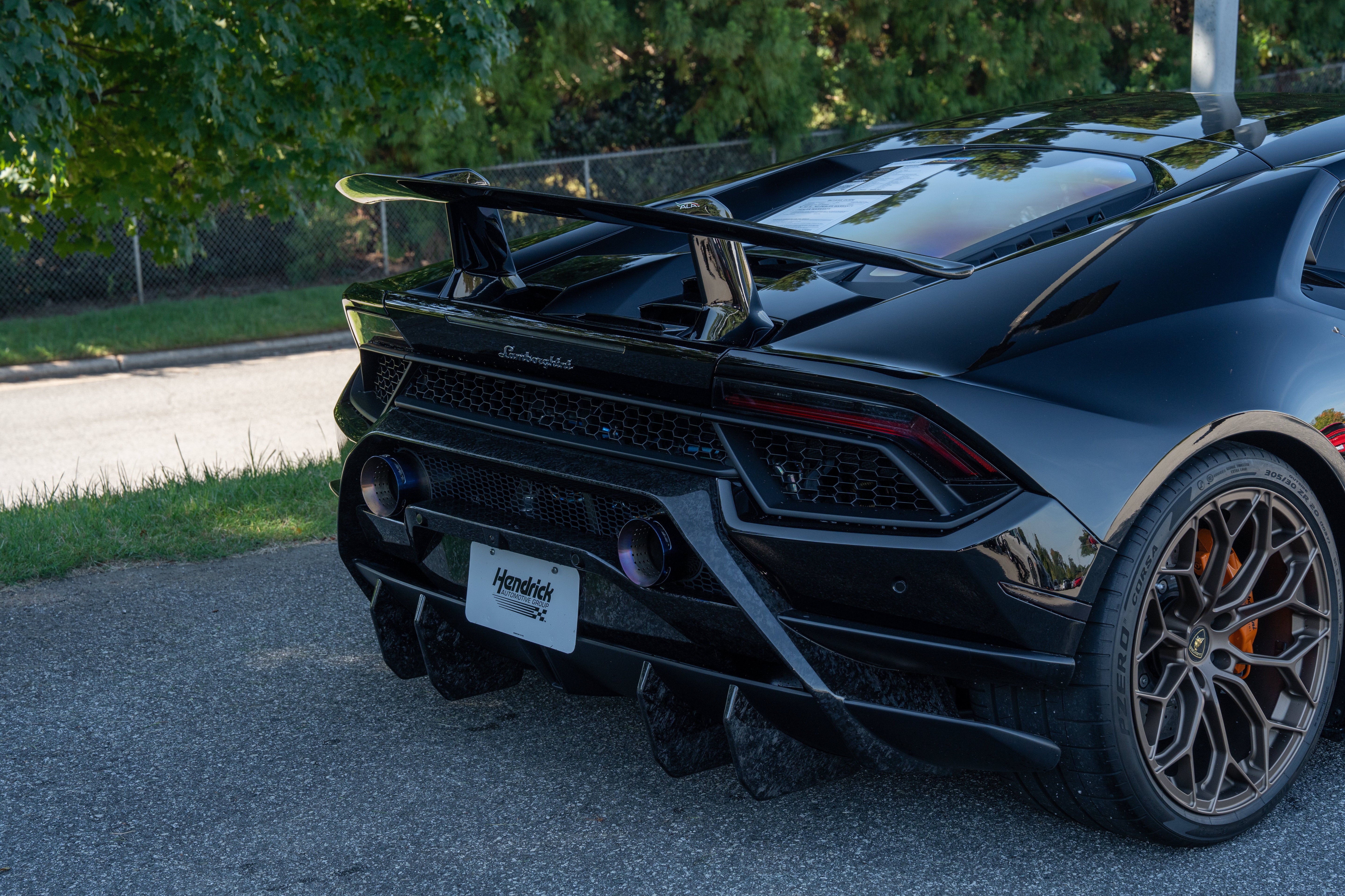 Used 2019 Nero Noctis Lamborghini Performante image 13