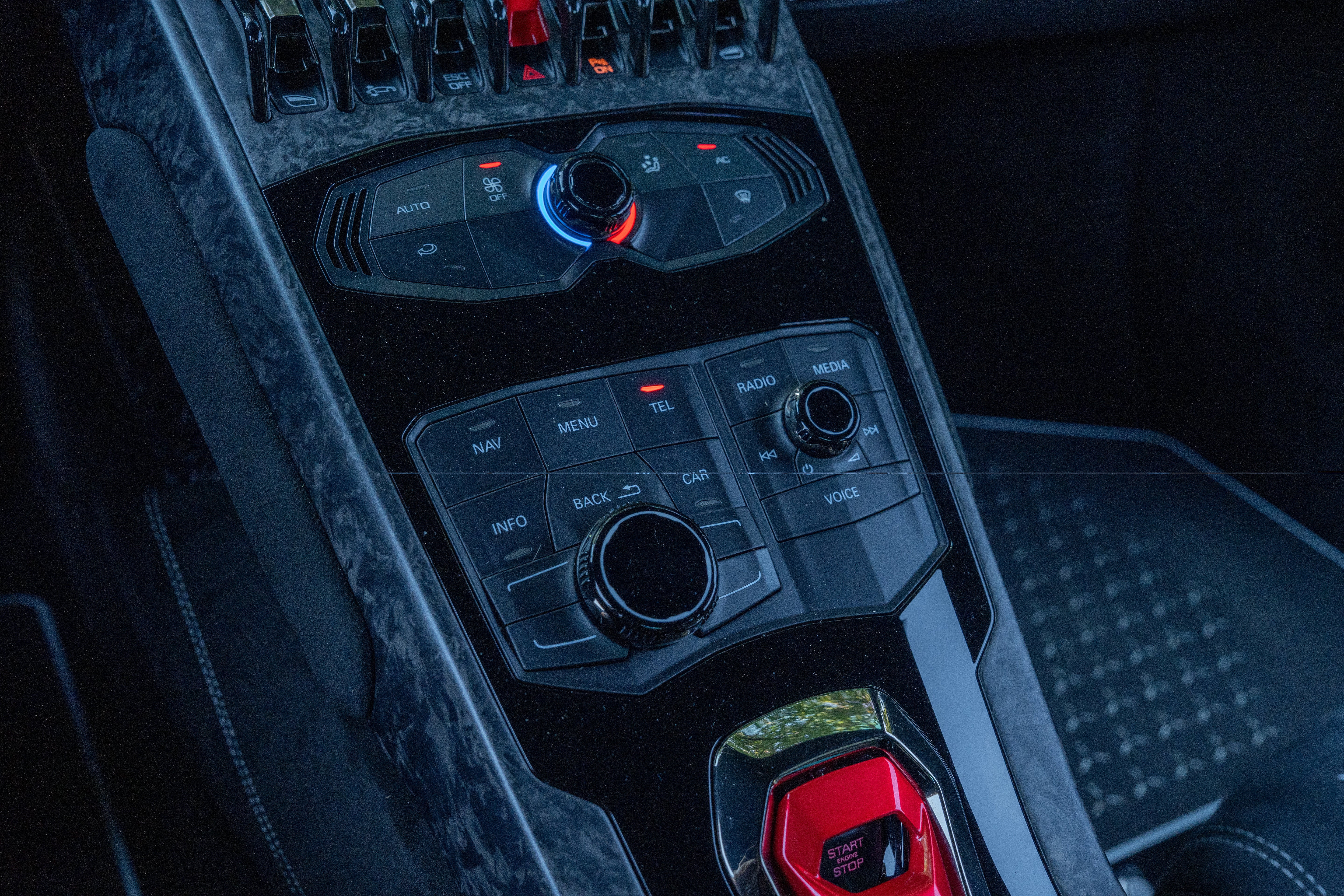 Used 2019 Nero Noctis Lamborghini Performante image 26