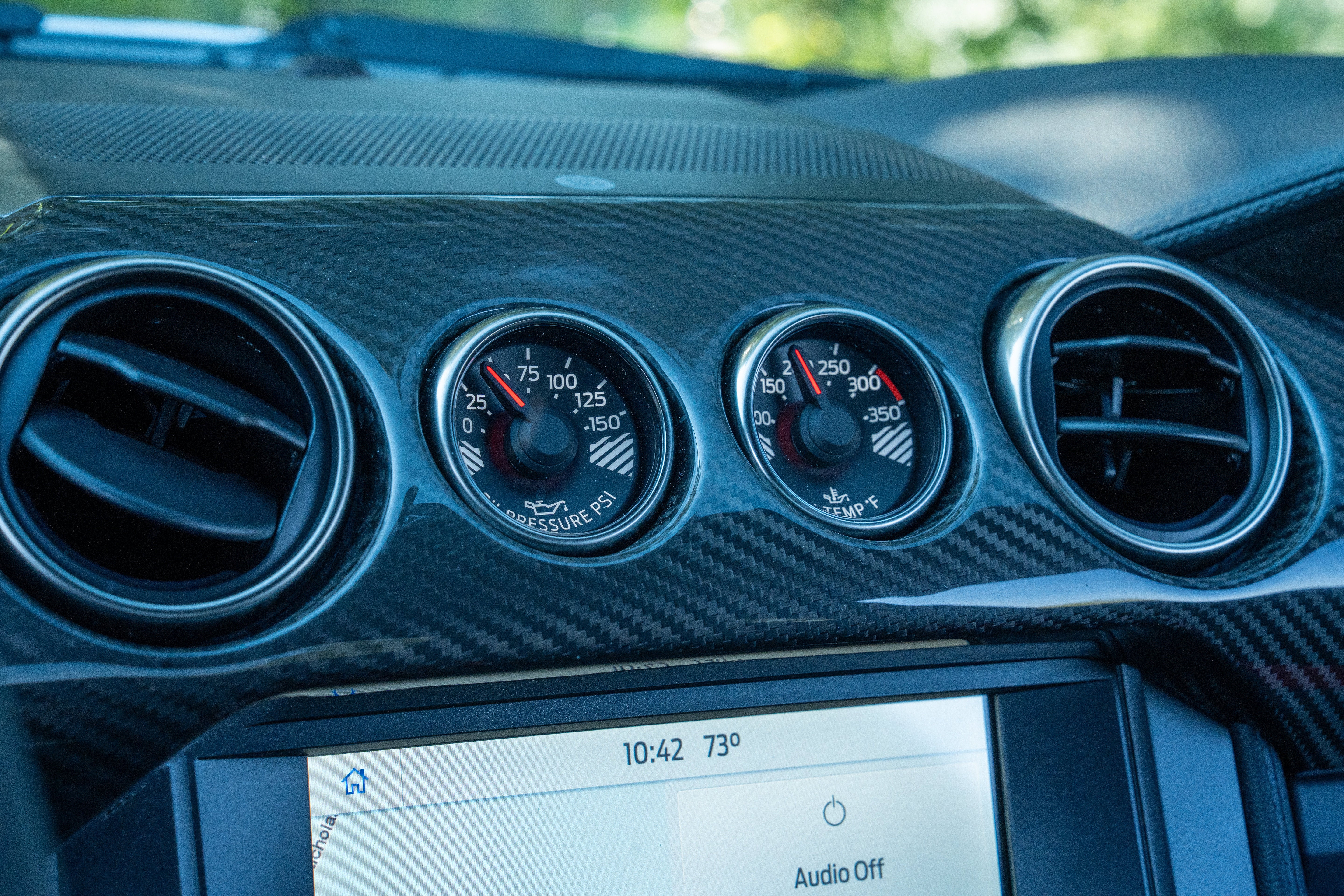 Used 2019 Oxford White Ford Shelby GT350R image 22