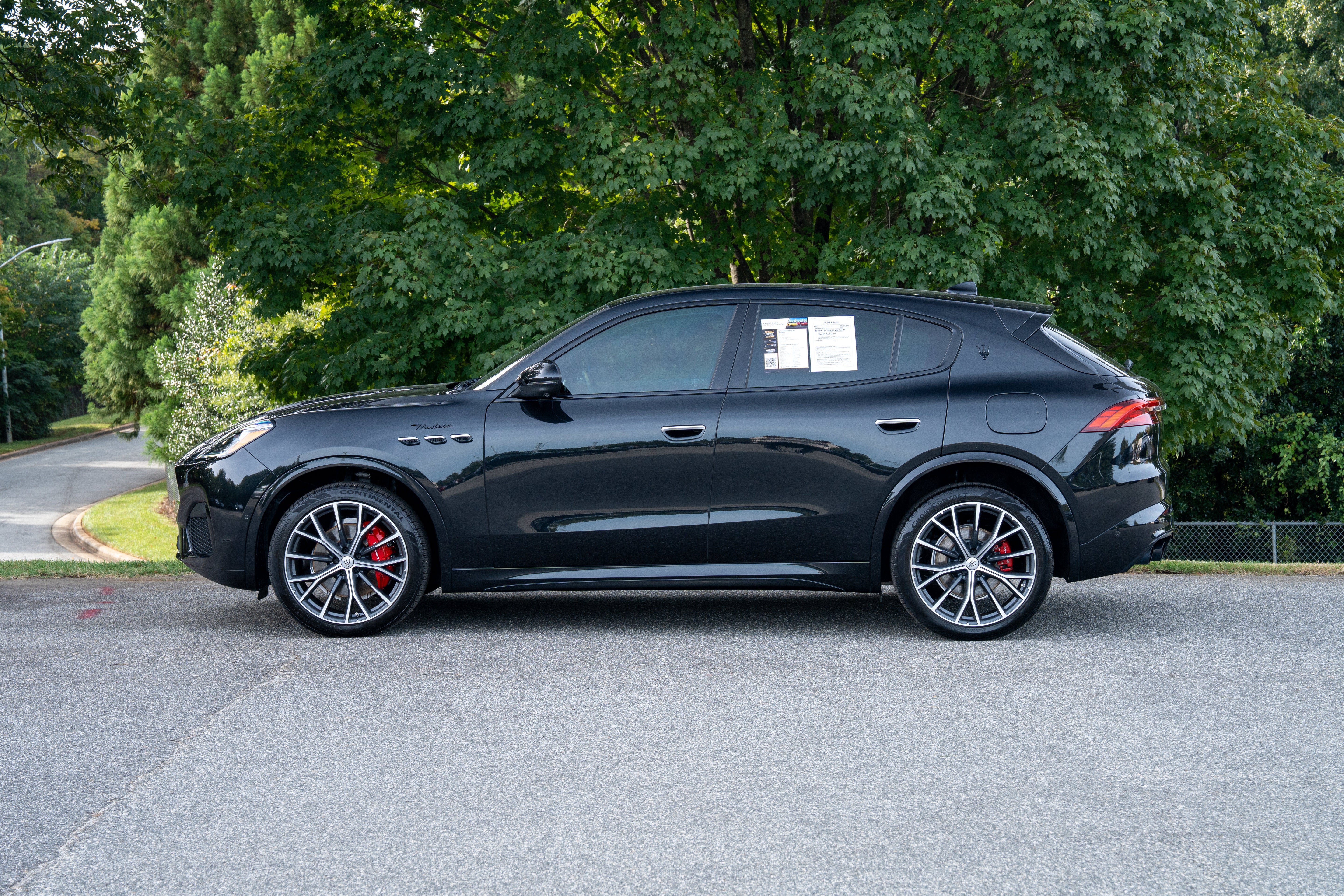 Used 2023 Nero Tempesta Metallic Maserati Modena image 5