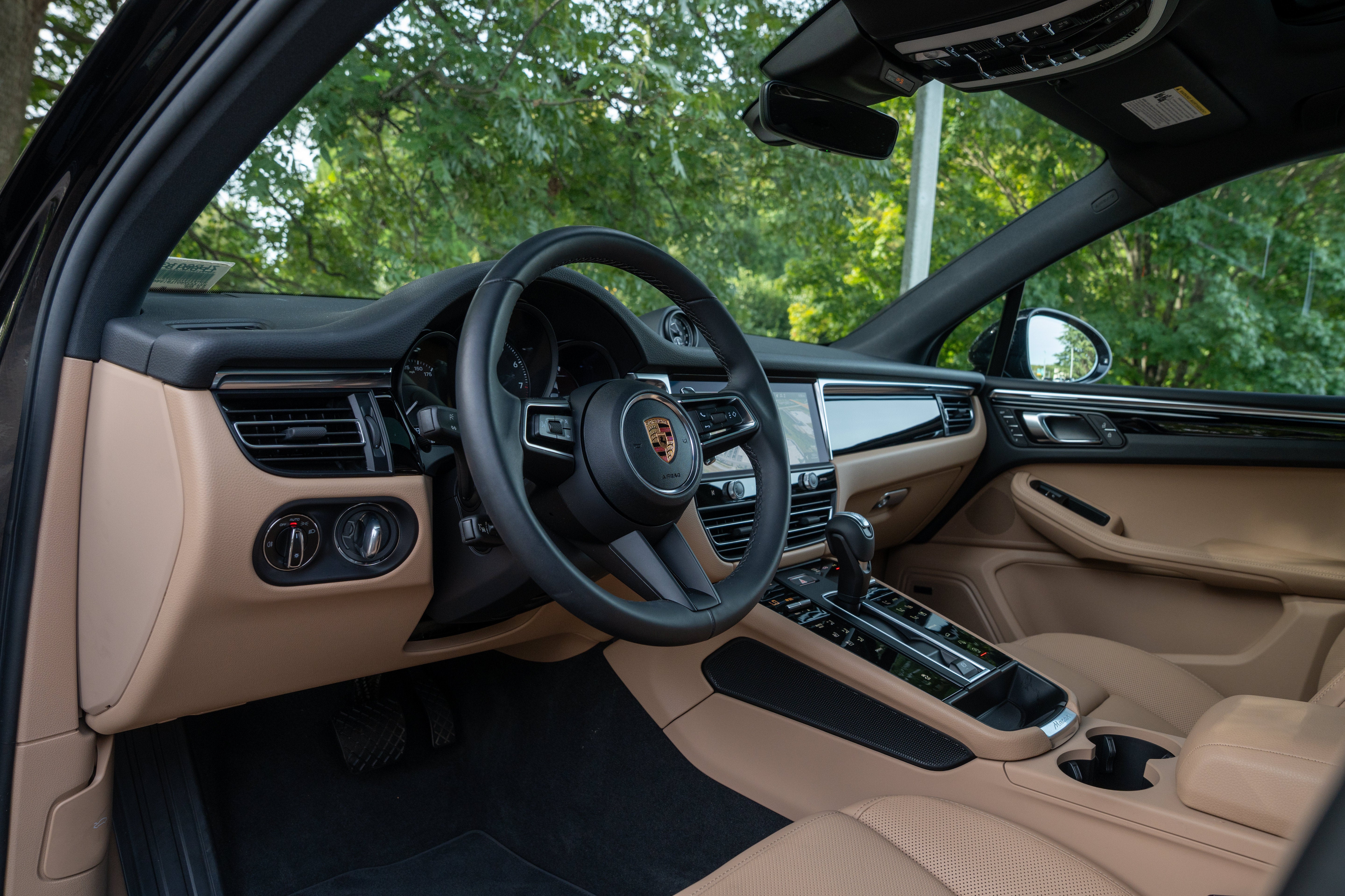Used 2026  Porsche  image 4