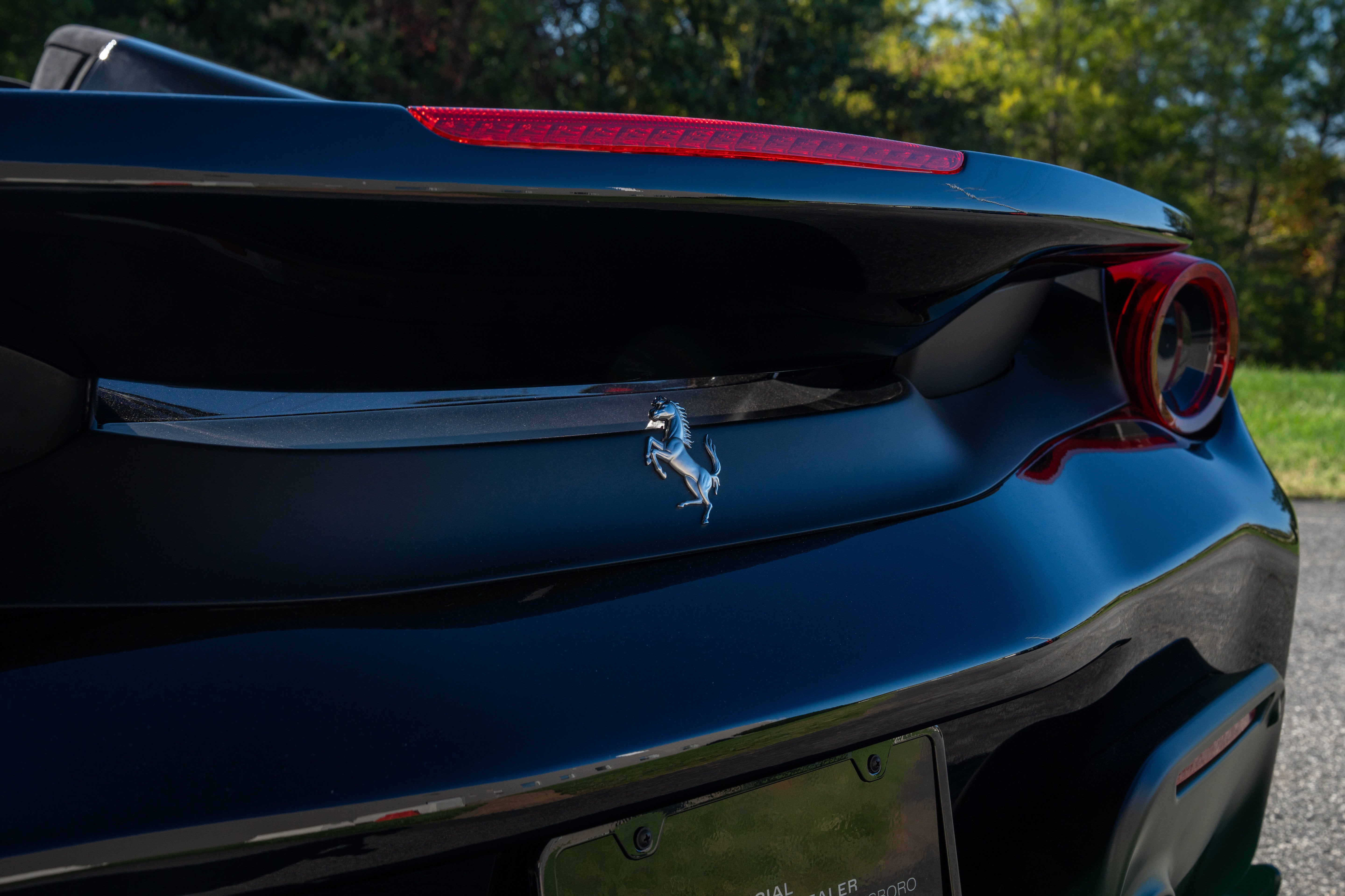 Certified Used 2020 Nero Ferrari  image 17