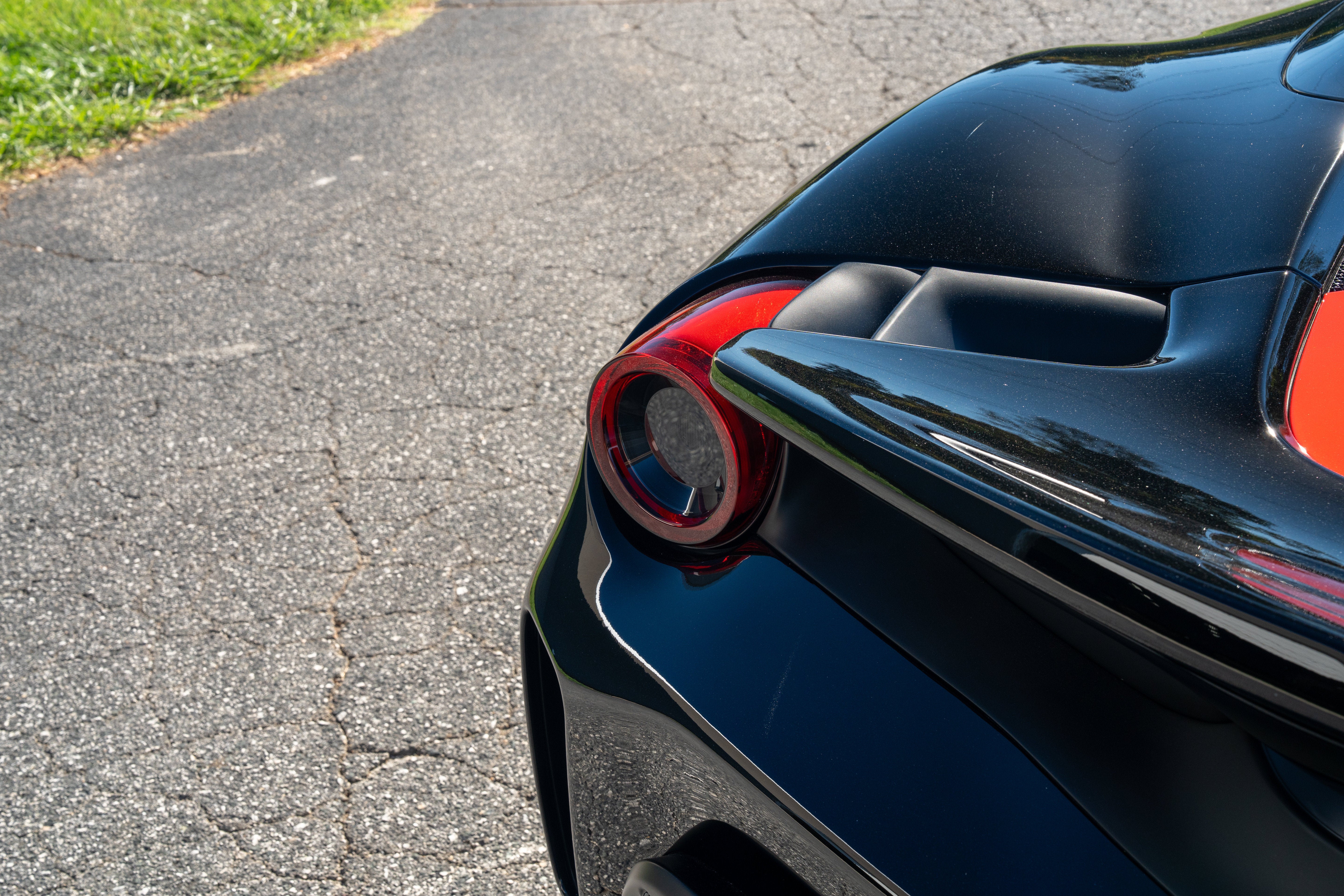 Certified Used 2020 Nero Ferrari  image 19