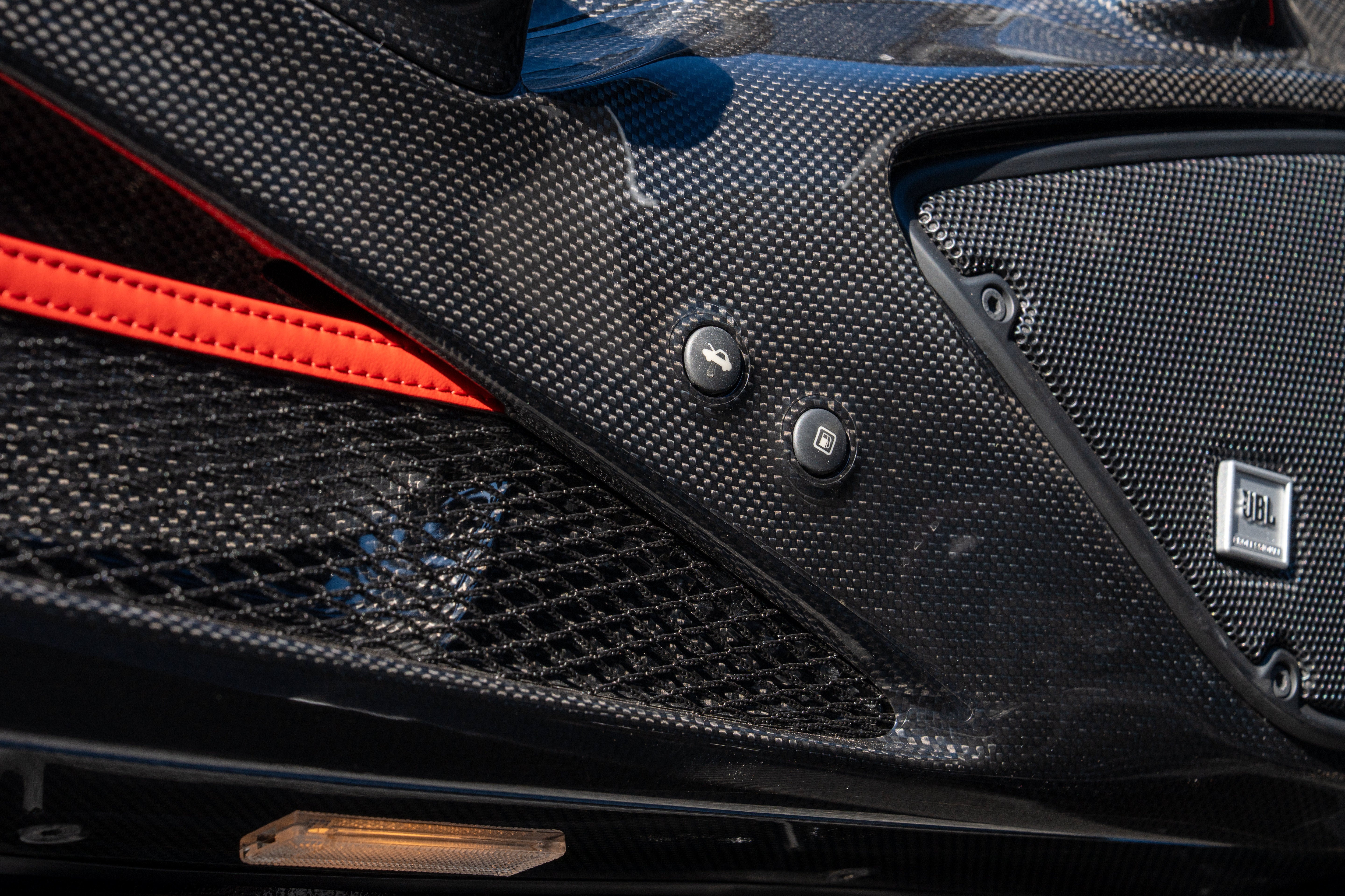 Certified Used 2020 Nero Ferrari  image 27