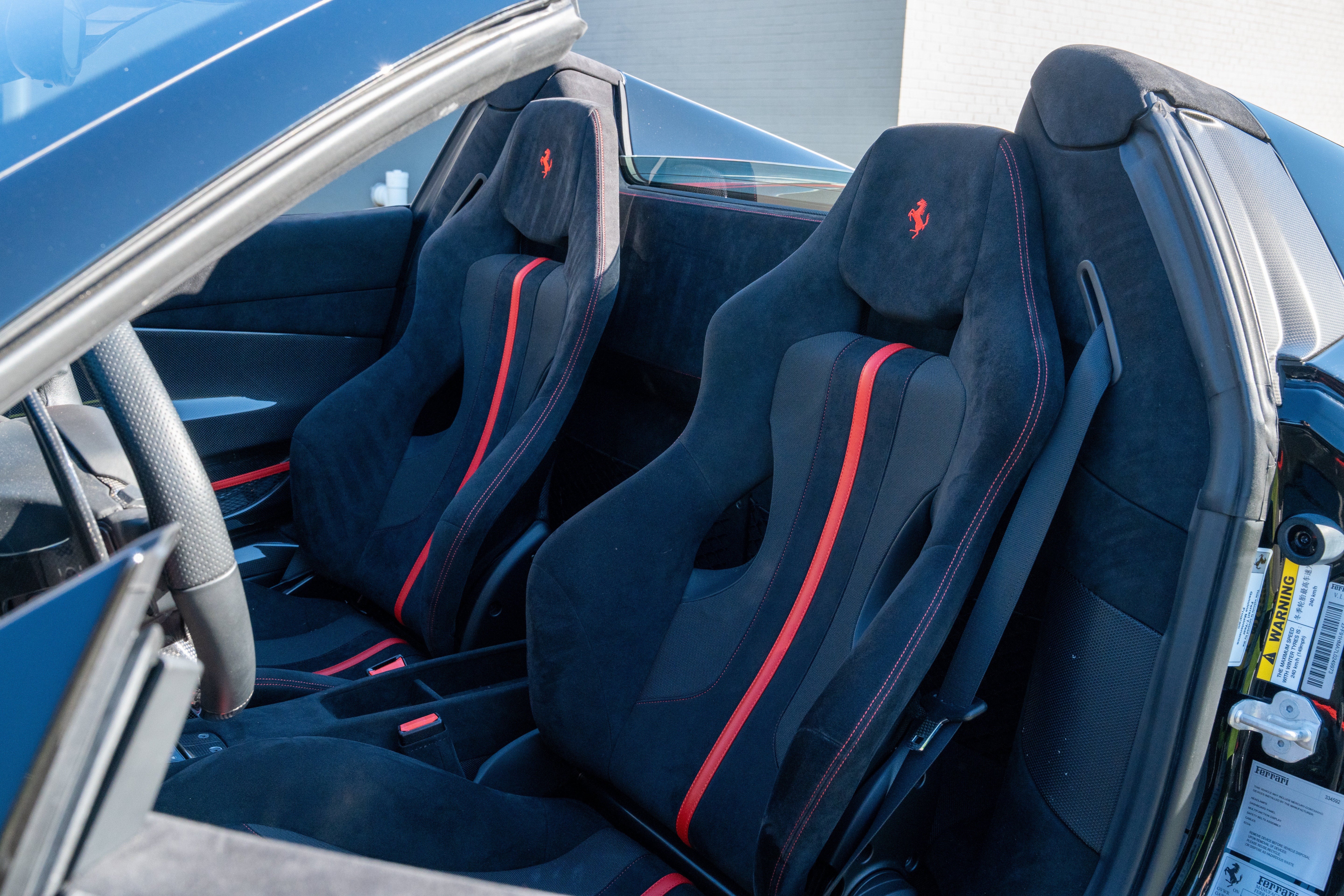 Certified Used 2020 Nero Ferrari  image 32