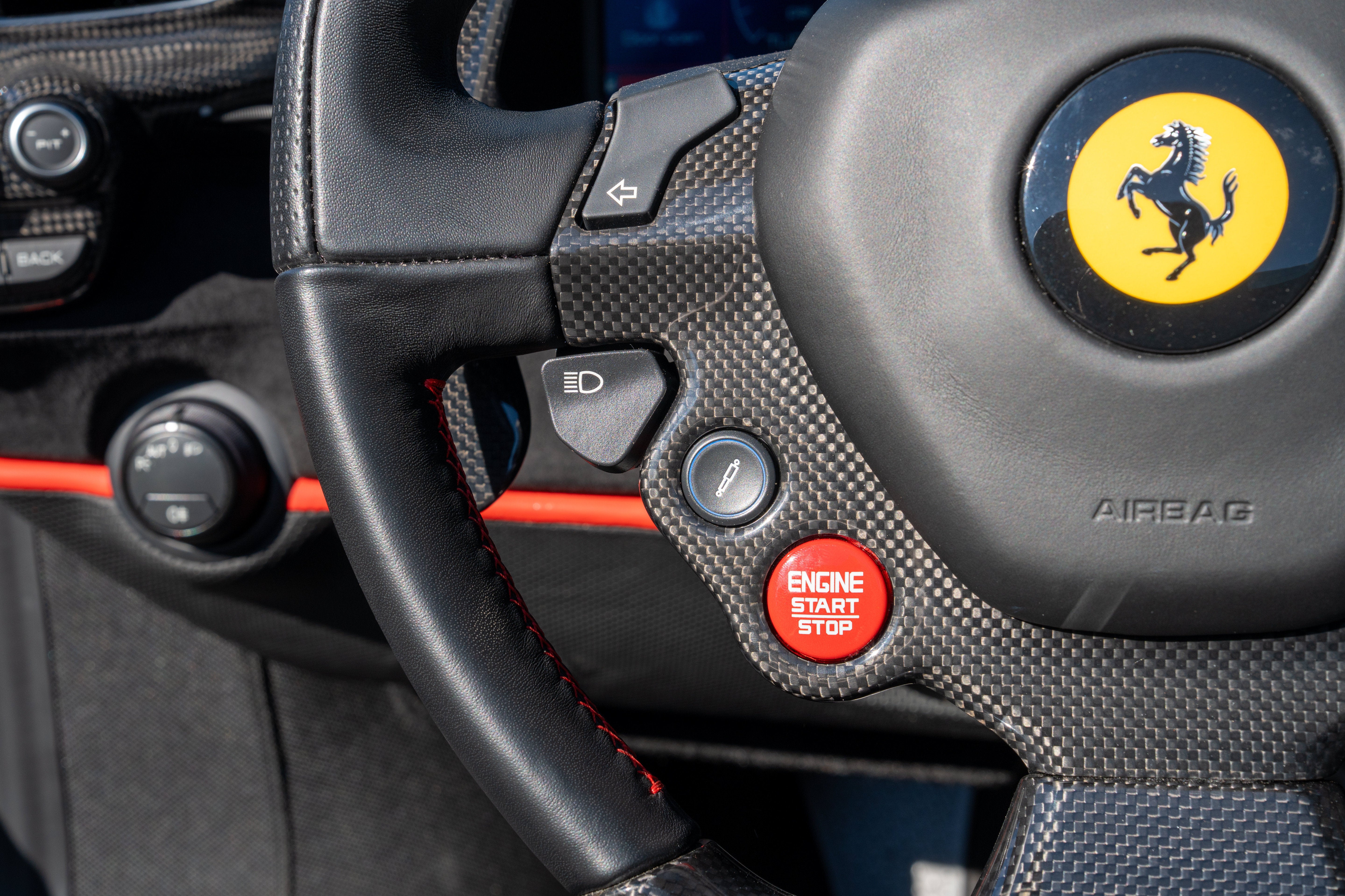 Certified Used 2020 Nero Ferrari  image 36