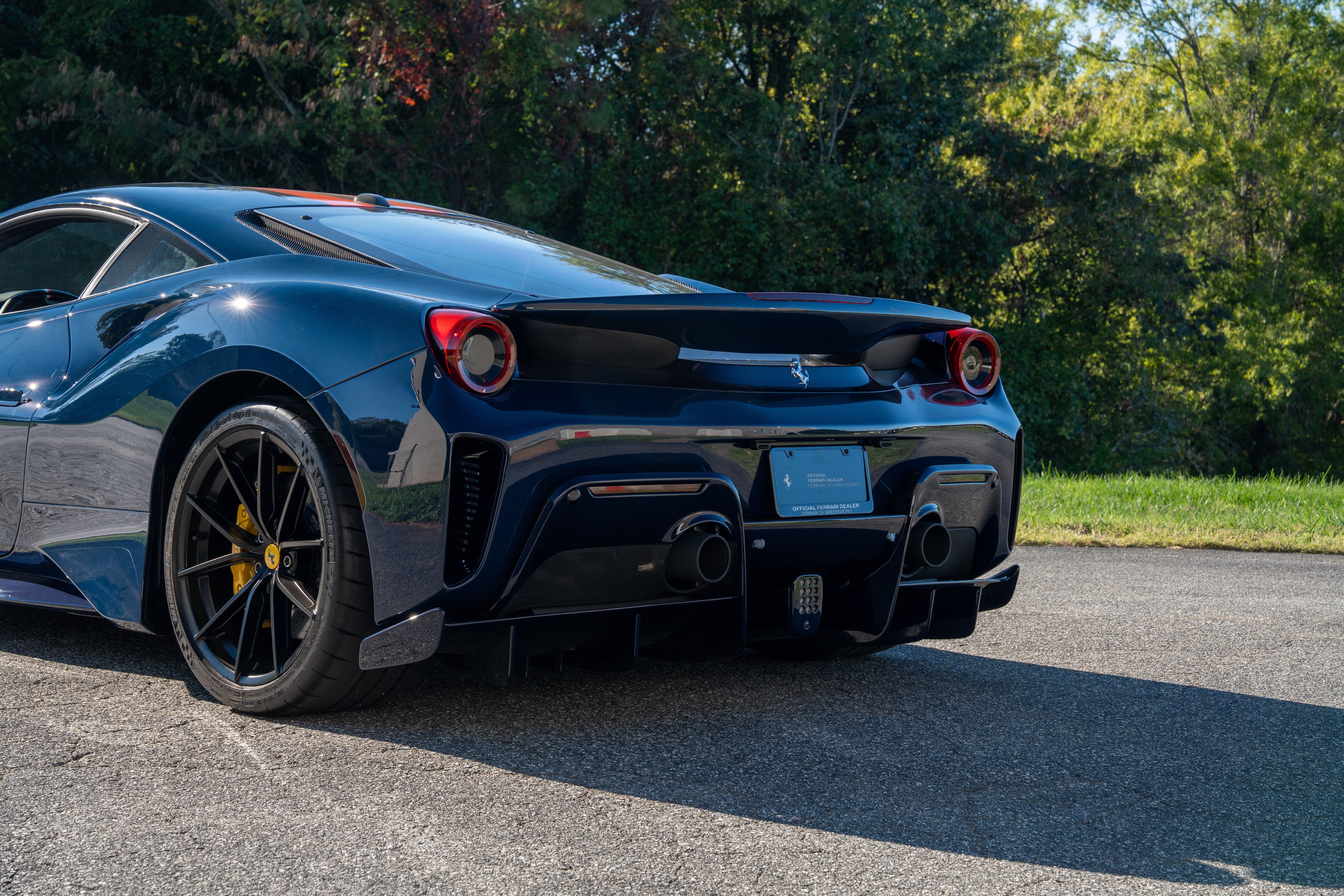 Certified Used 2020 Blu Scozia Ferrari  image 22