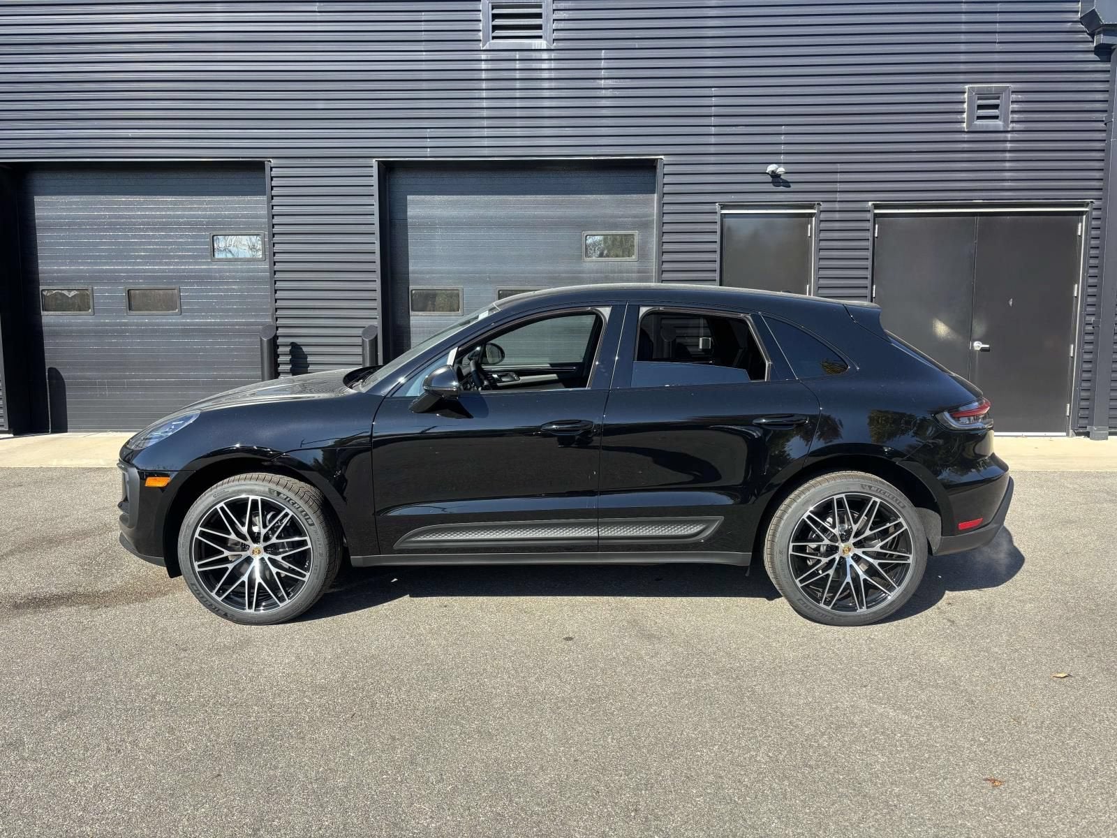 AWD