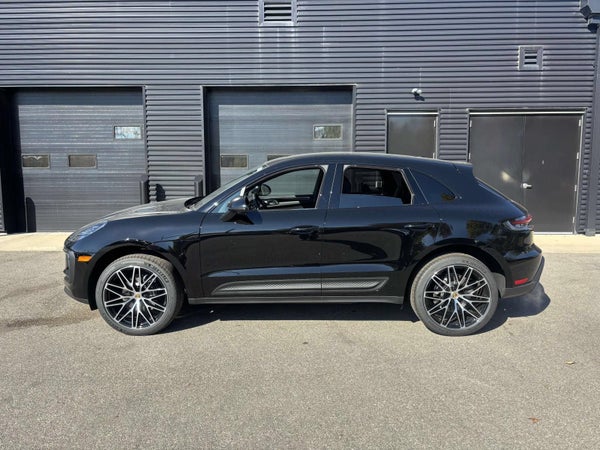 AWD