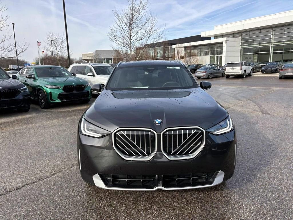 30 xDrive Sports Activity Vehicle