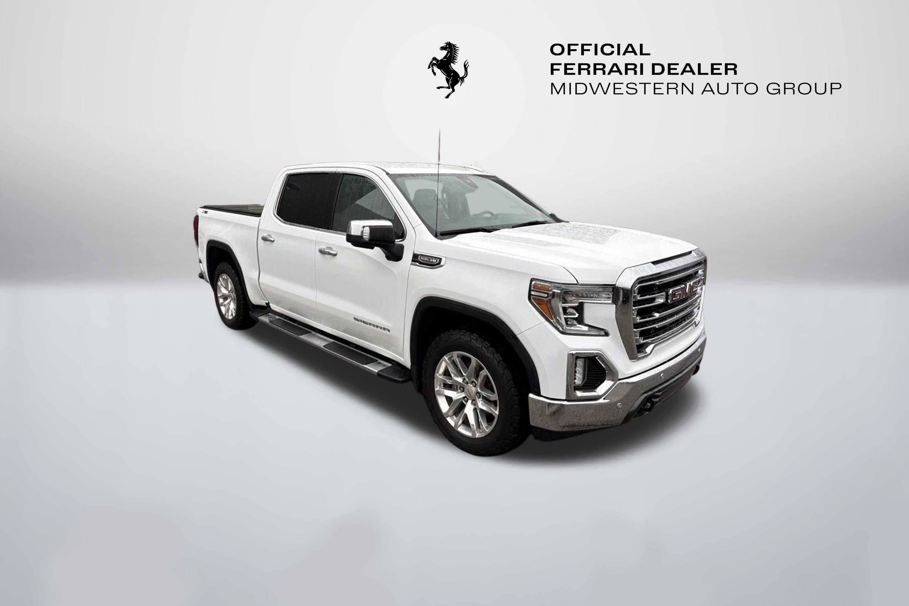 4WD Crew Cab 147" SLT