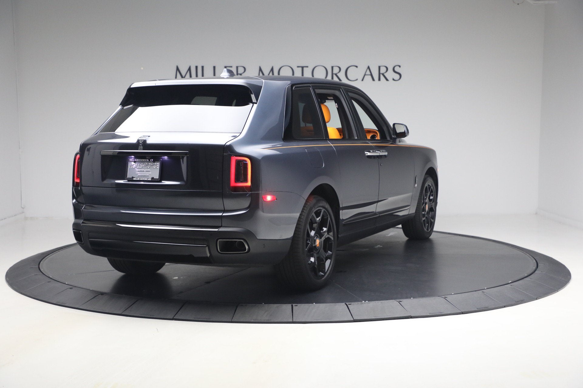 Black Badge Sport Utility