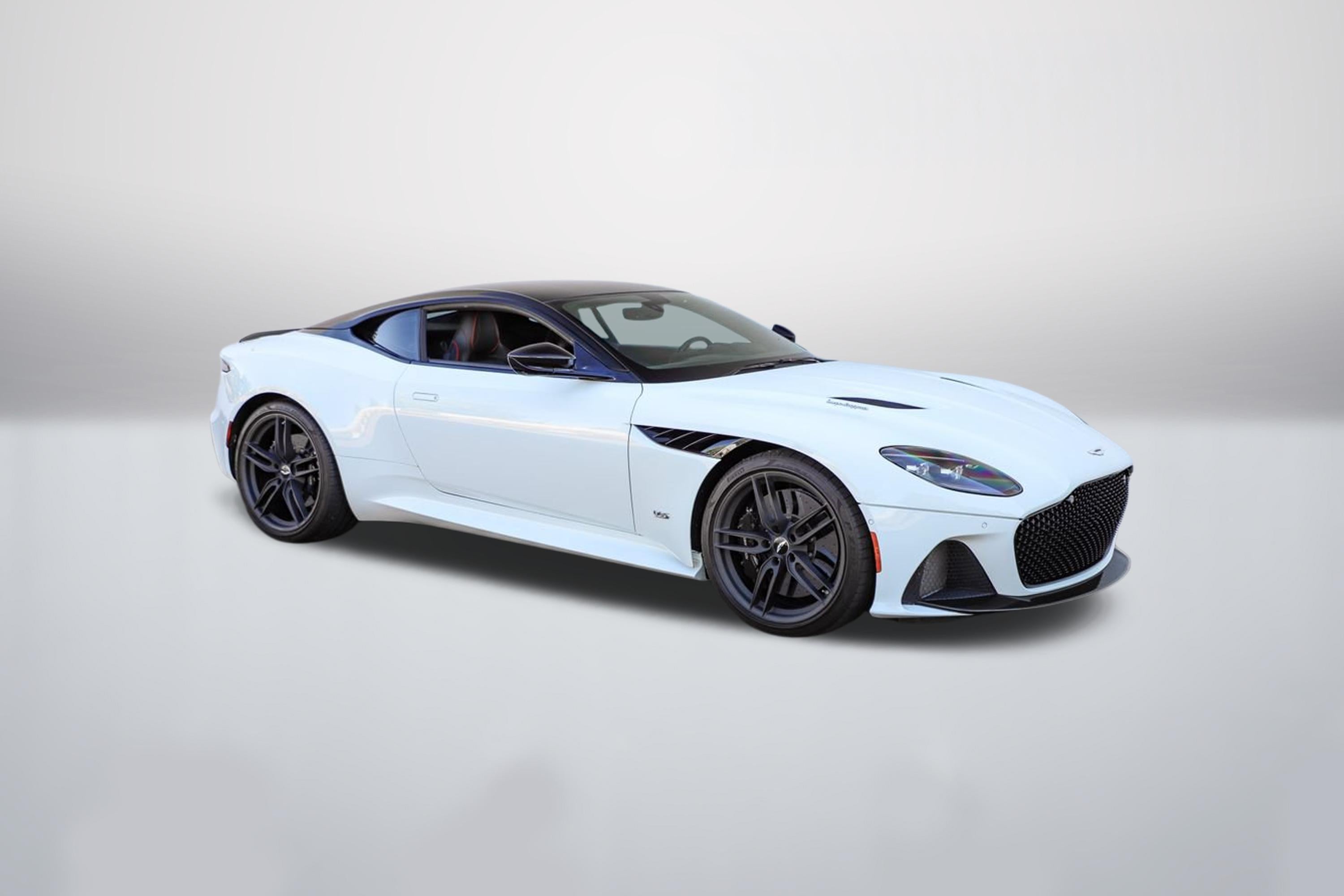 2019 Aston Martin DBS