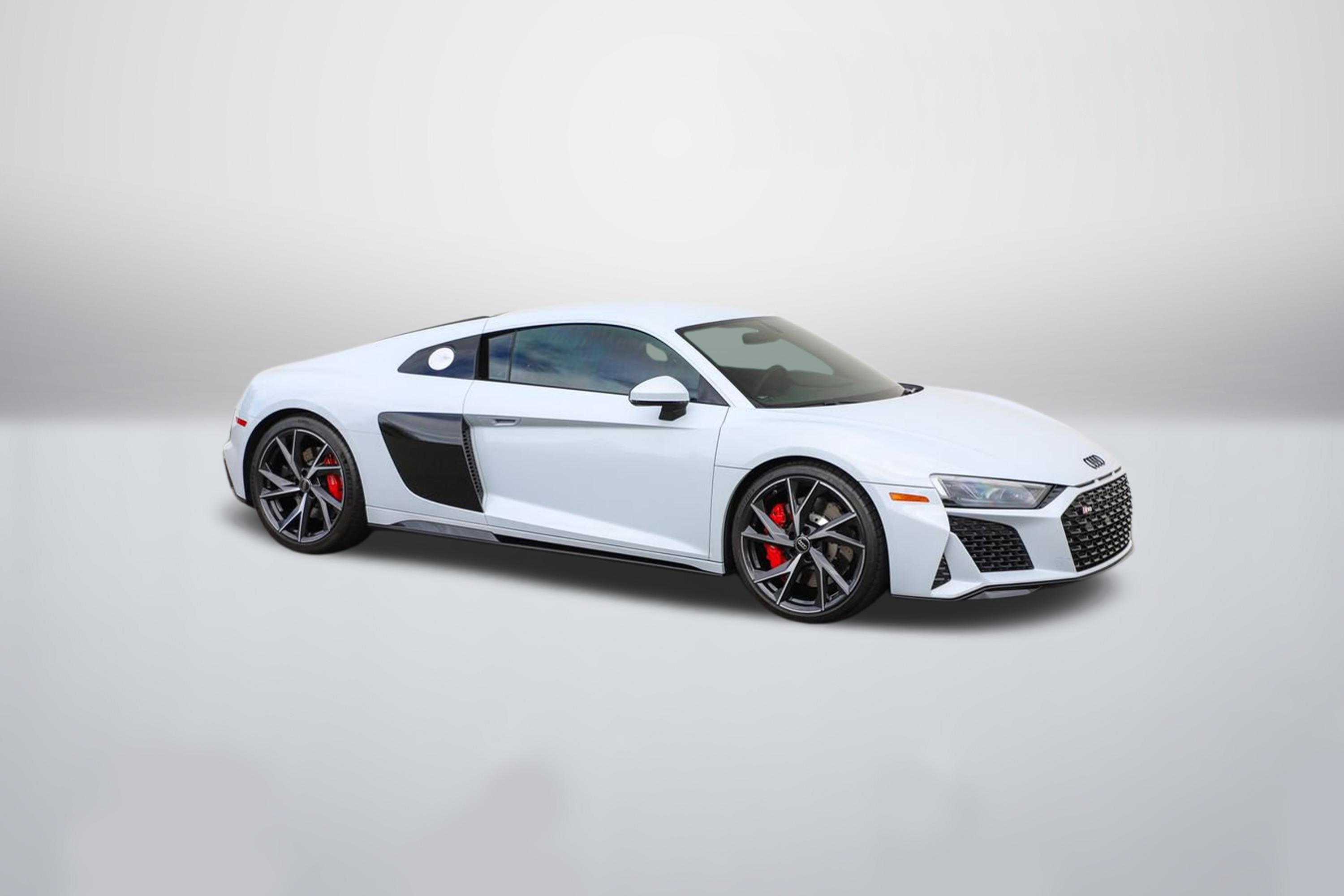 V10 performance RWD