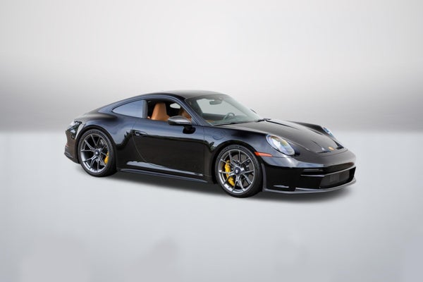 GT3 Coupe w/Touring Package