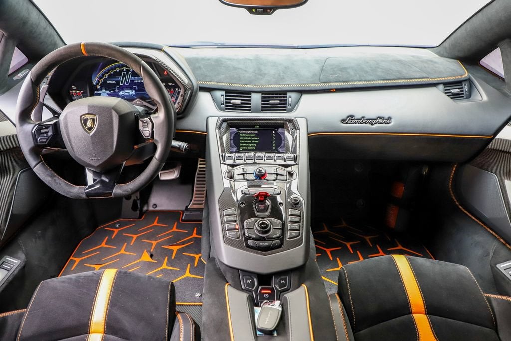 2019 Lamborghini Aventador SVJ