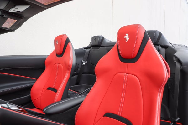 Ferrari Roma Spider