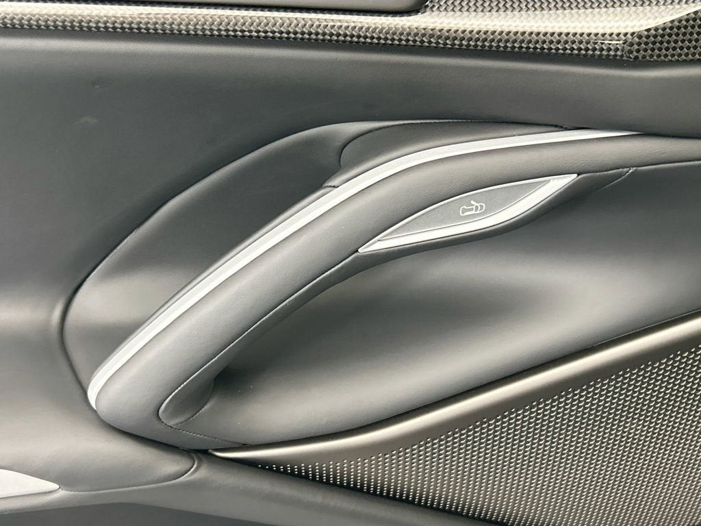 Used 2026 Nero Ferrari Base image 21