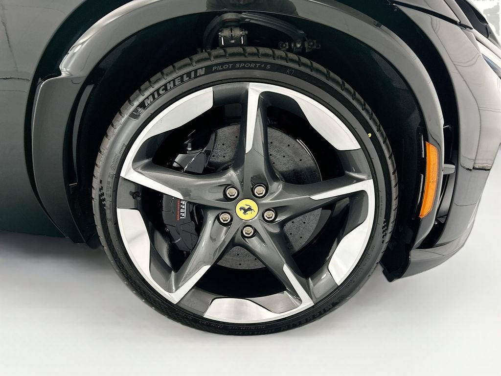 Used 2026 Nero Ferrari Base image 32