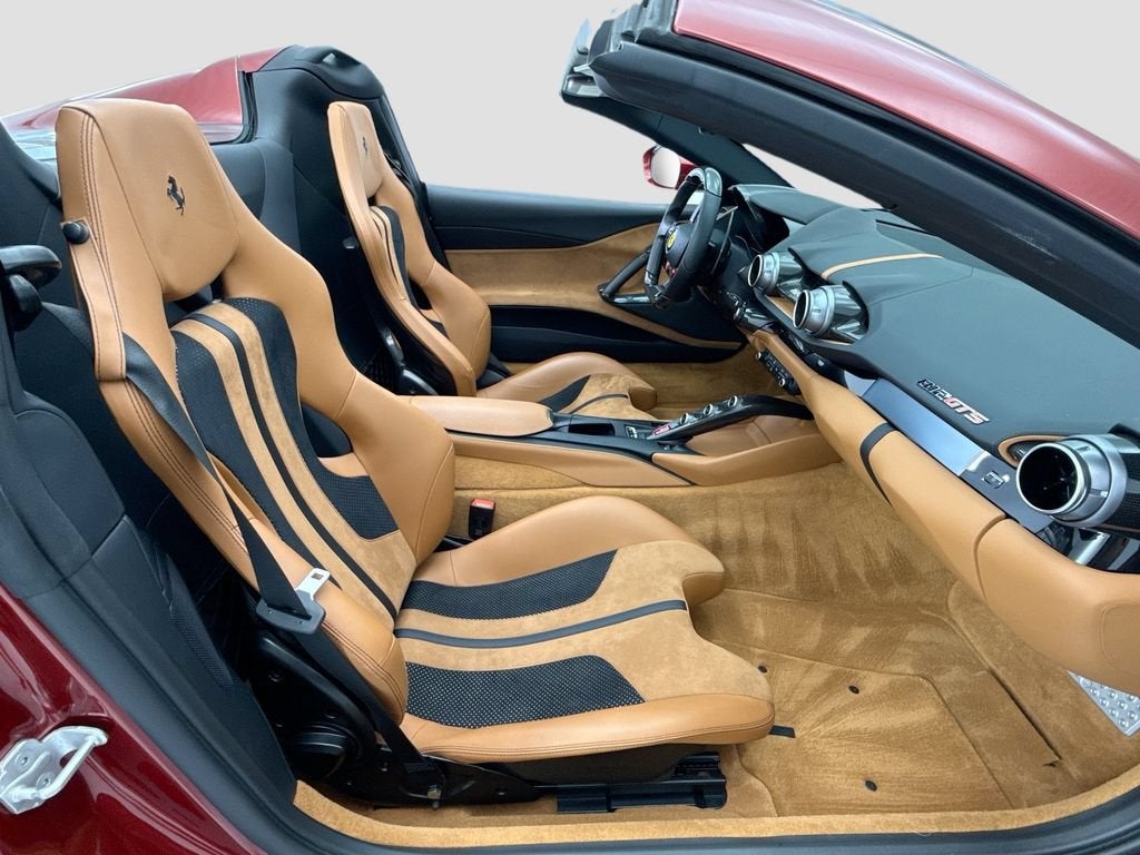 Used 2021 Rosso Fiorano Ferrari Base image 27