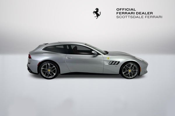 Ferrari GTC4Lusso T