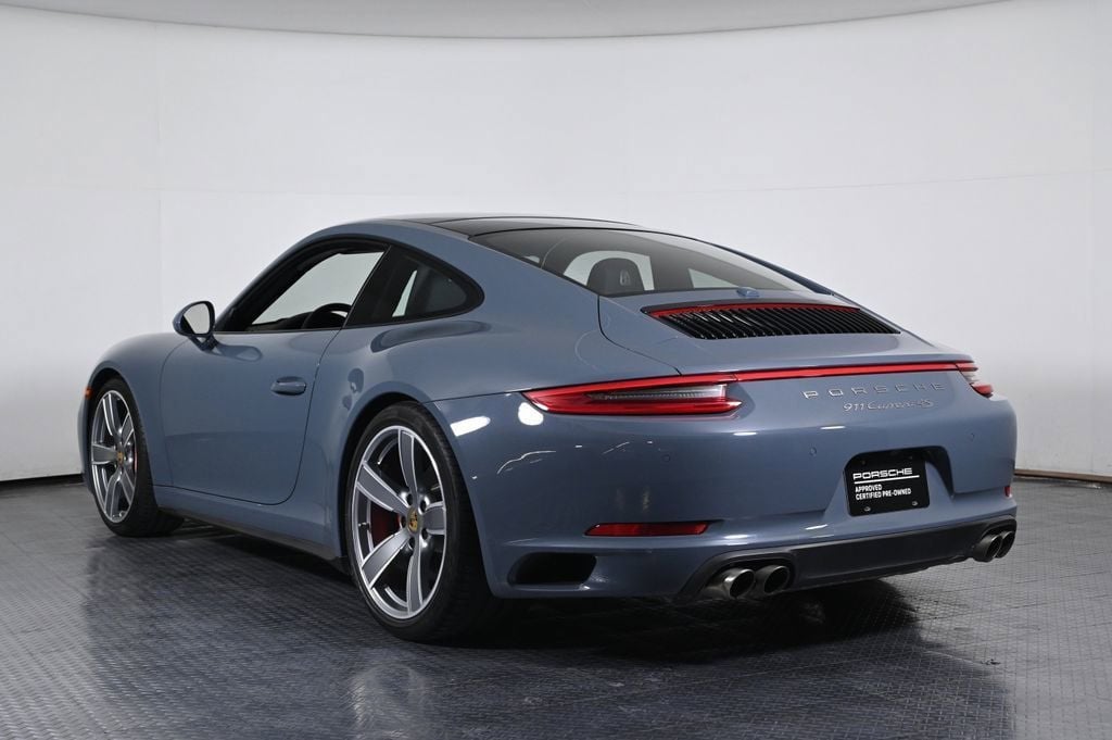 Carrera 4S Coupe