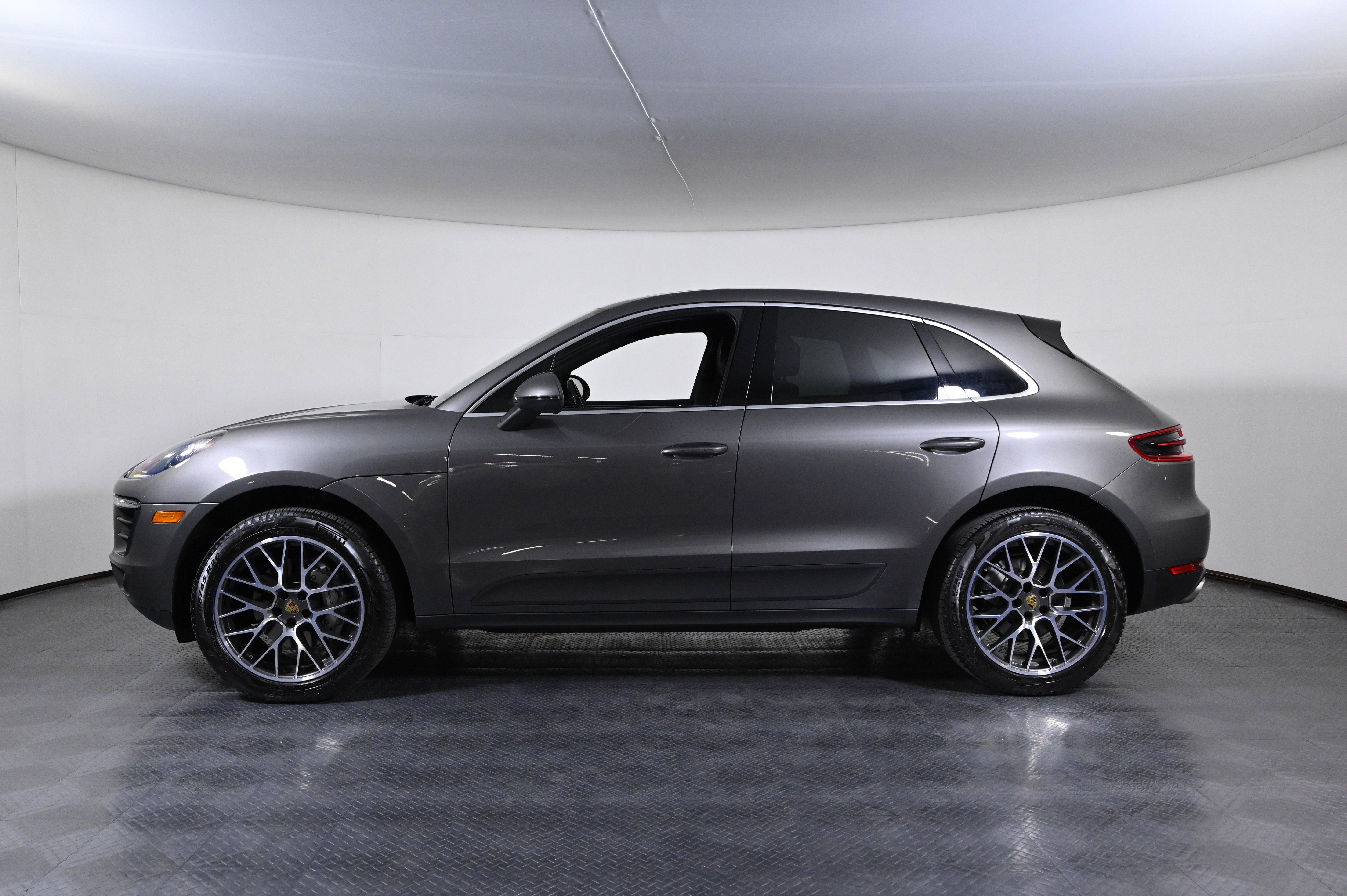 S AWD
