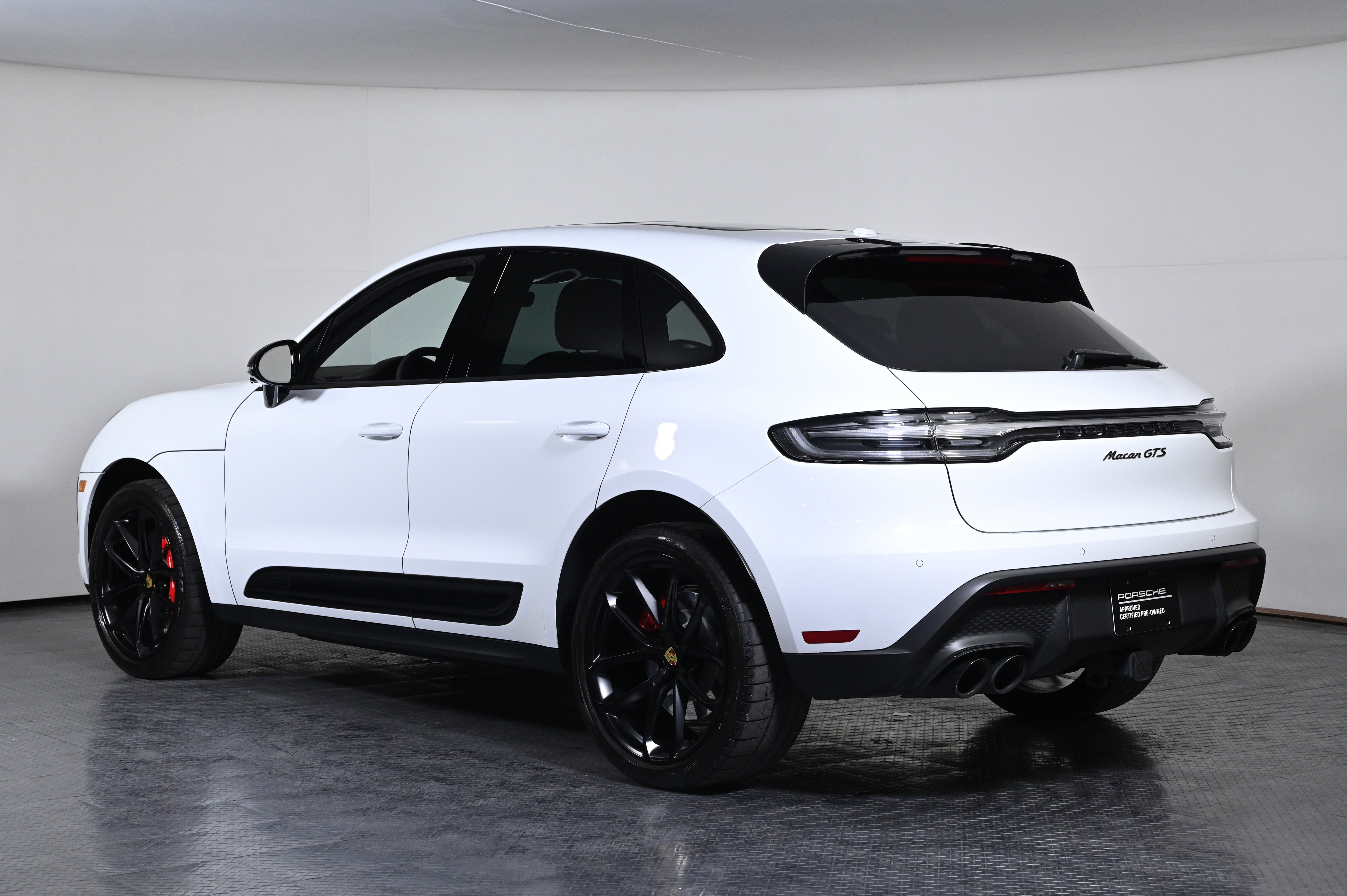 GTS AWD