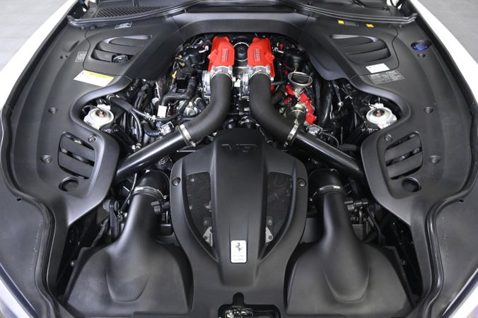 Ferrari GTC4Lusso T