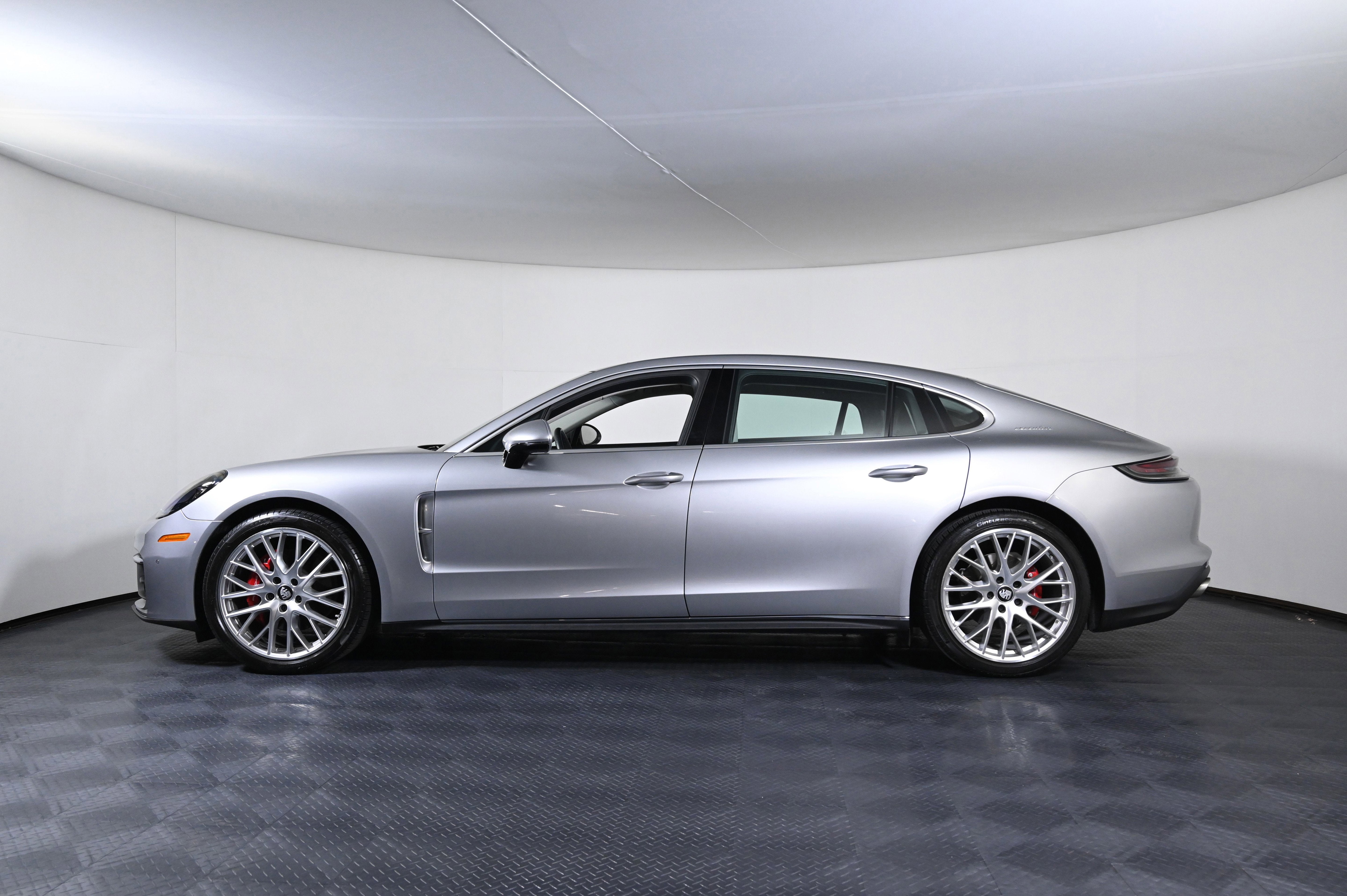 4S Executive AWD