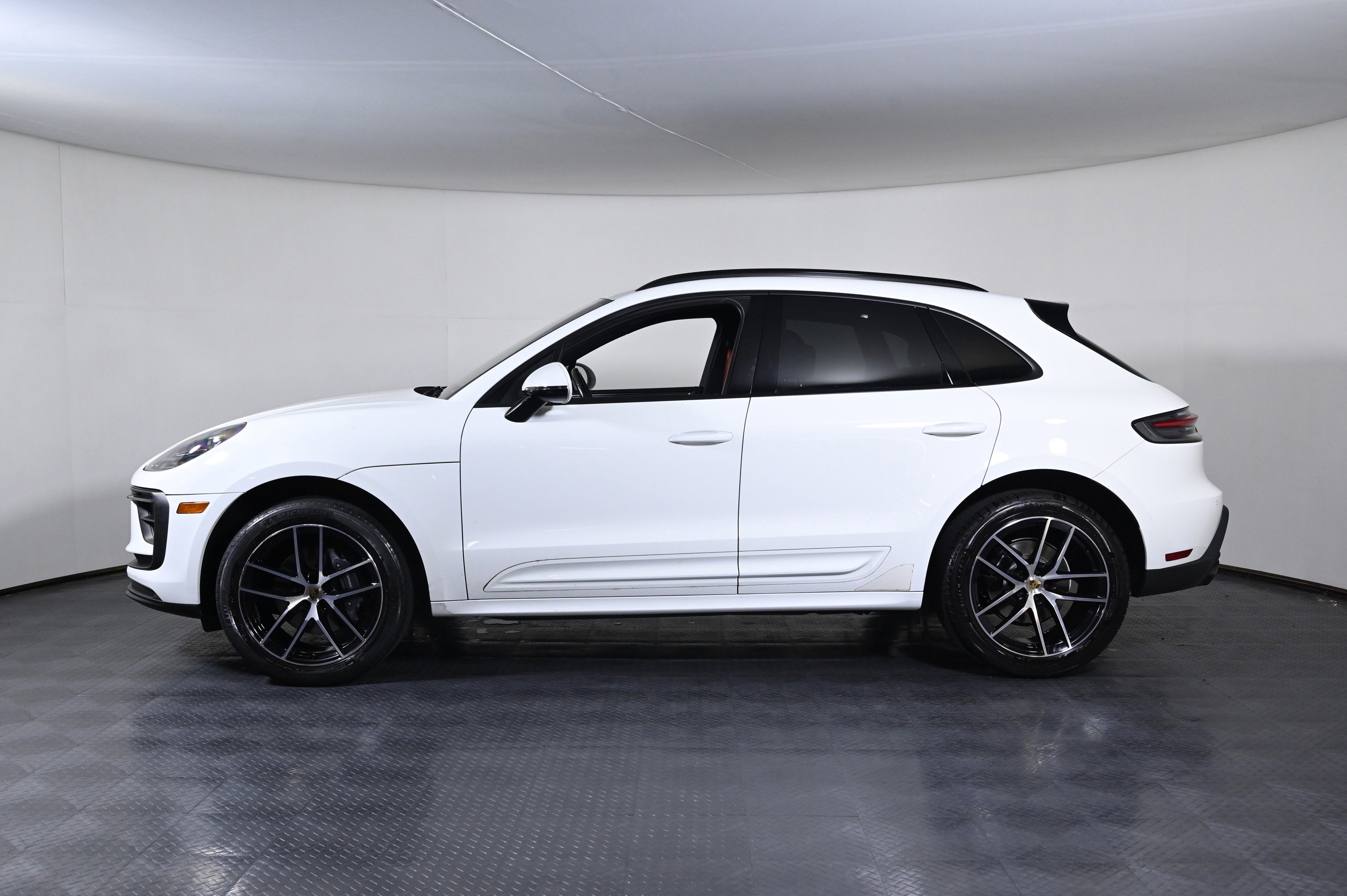 AWD