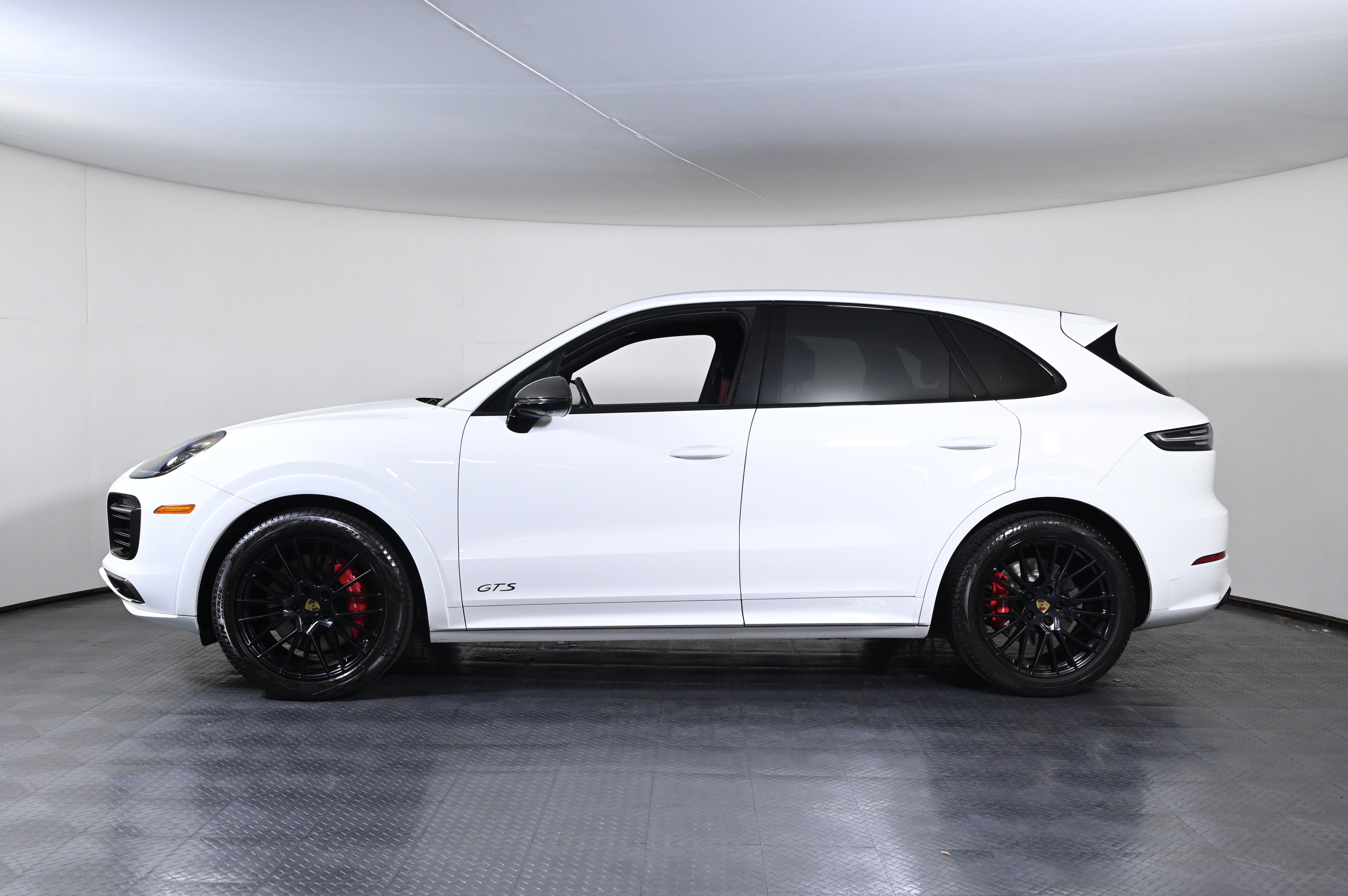 GTS AWD