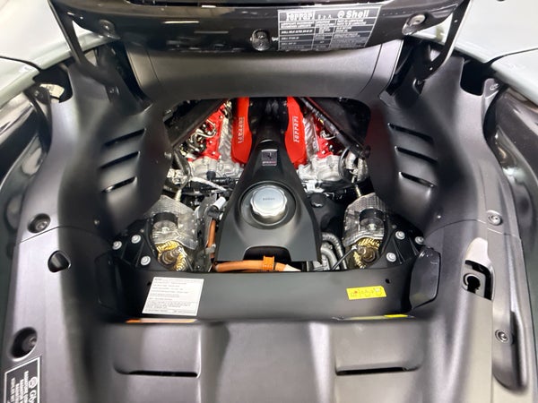 Ferrari SF90 Spider